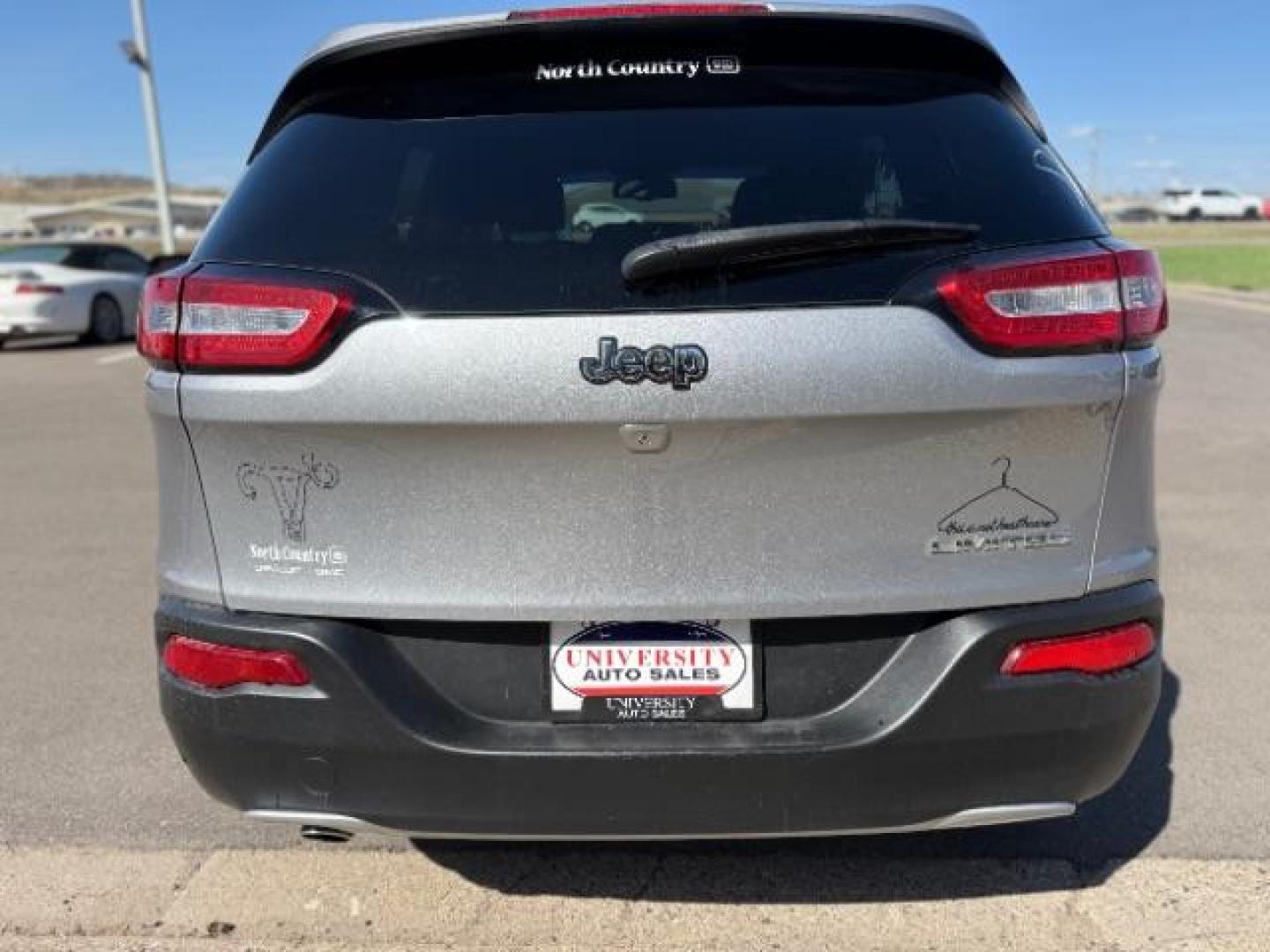 2015 Billet Silver Metallic Clearcoat Jeep Cherokee Limited (1C4PJLDB3FW) , located at 3301 W Hwy 13, Burnsville, MN, 55337, (952) 460-3200, 44.775333, -93.320808 - Photo#2