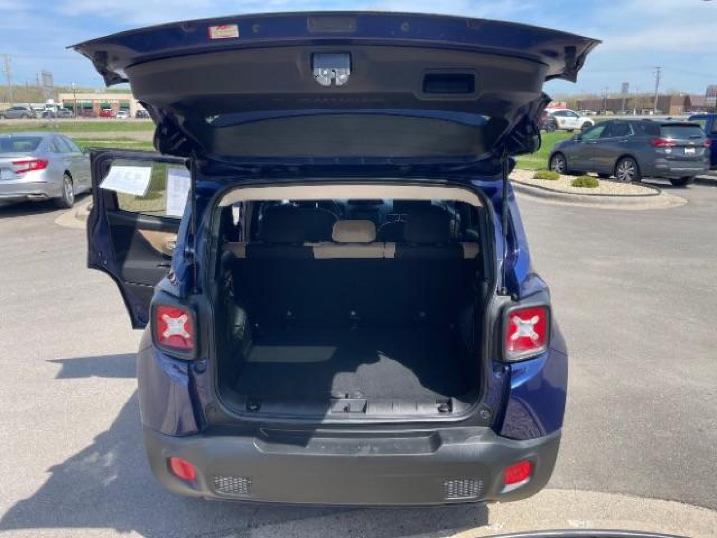 2016 Jetset Blue /Sandstorm/Black Jeep Renegade Sport (ZACCJAAW5GP) with an MultiAir 1.4L I-4 variable valve control engine, 6-Speed Manual transmission, located at 745 S Robert St, St. Paul, MN, 55107, (651) 222-2991, 44.923389, -93.081215 - Photo#10