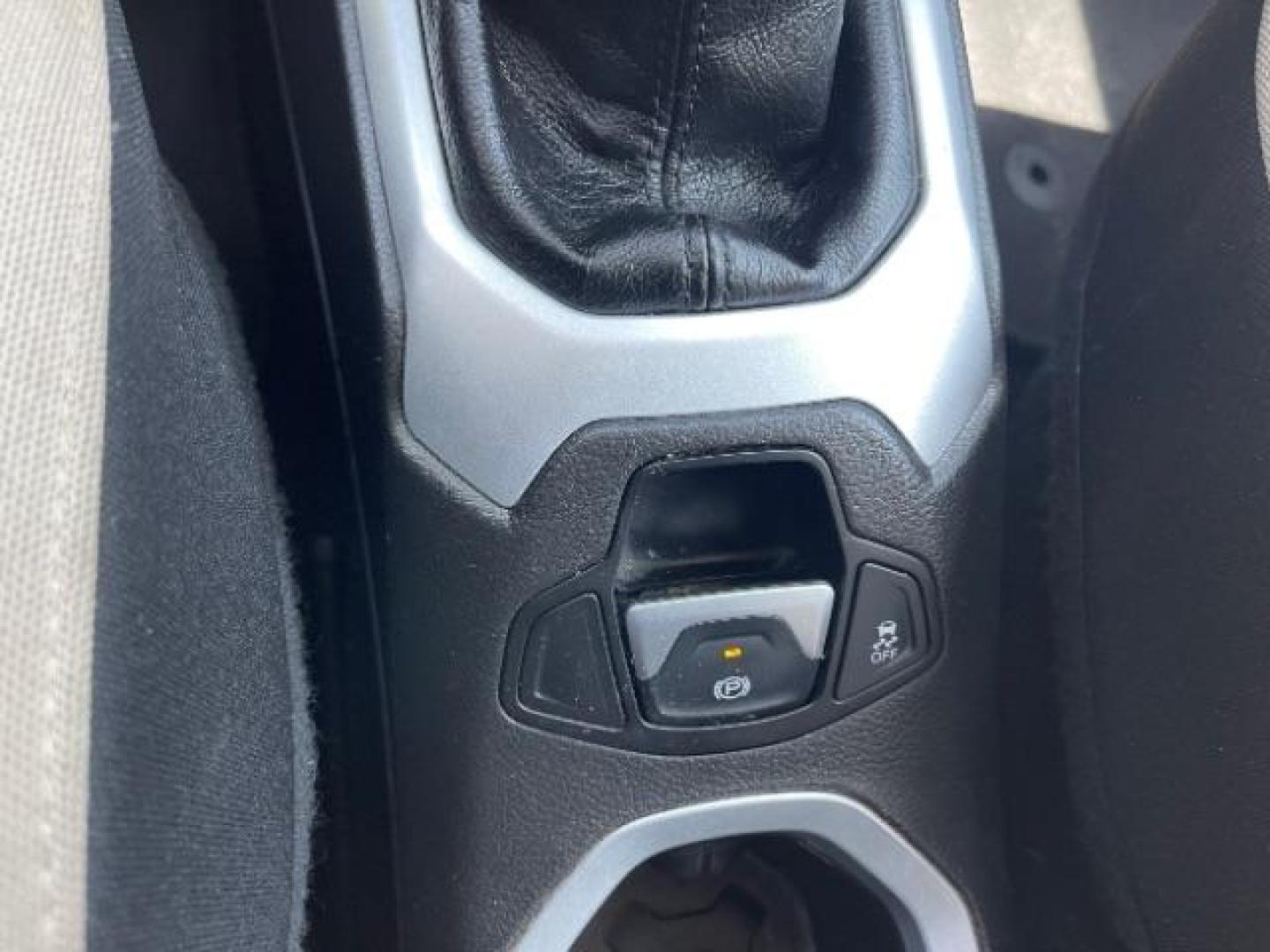 2016 Jetset Blue /Sandstorm/Black Jeep Renegade Sport (ZACCJAAW5GP) with an MultiAir 1.4L I-4 variable valve control engine, 6-Speed Manual transmission, located at 745 S Robert St, St. Paul, MN, 55107, (651) 222-2991, 44.923389, -93.081215 - Photo#23