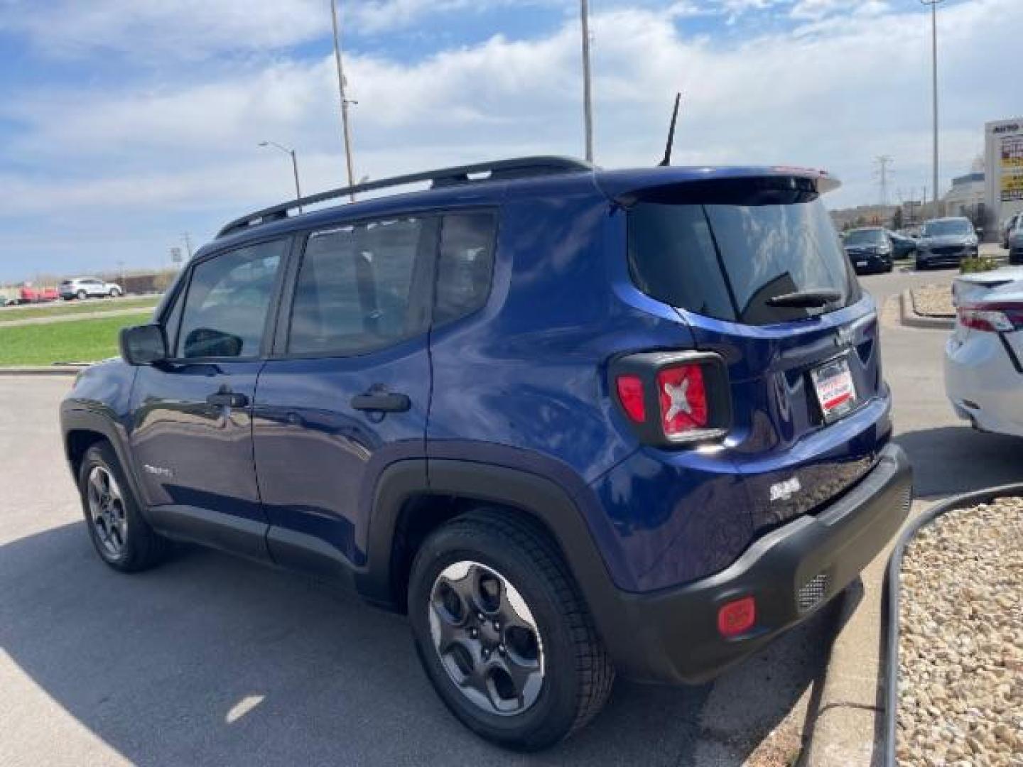 2016 Jetset Blue /Sandstorm/Black Jeep Renegade Sport (ZACCJAAW5GP) with an MultiAir 1.4L I-4 variable valve control engine, 6-Speed Manual transmission, located at 745 S Robert St, St. Paul, MN, 55107, (651) 222-2991, 44.923389, -93.081215 - Photo#6