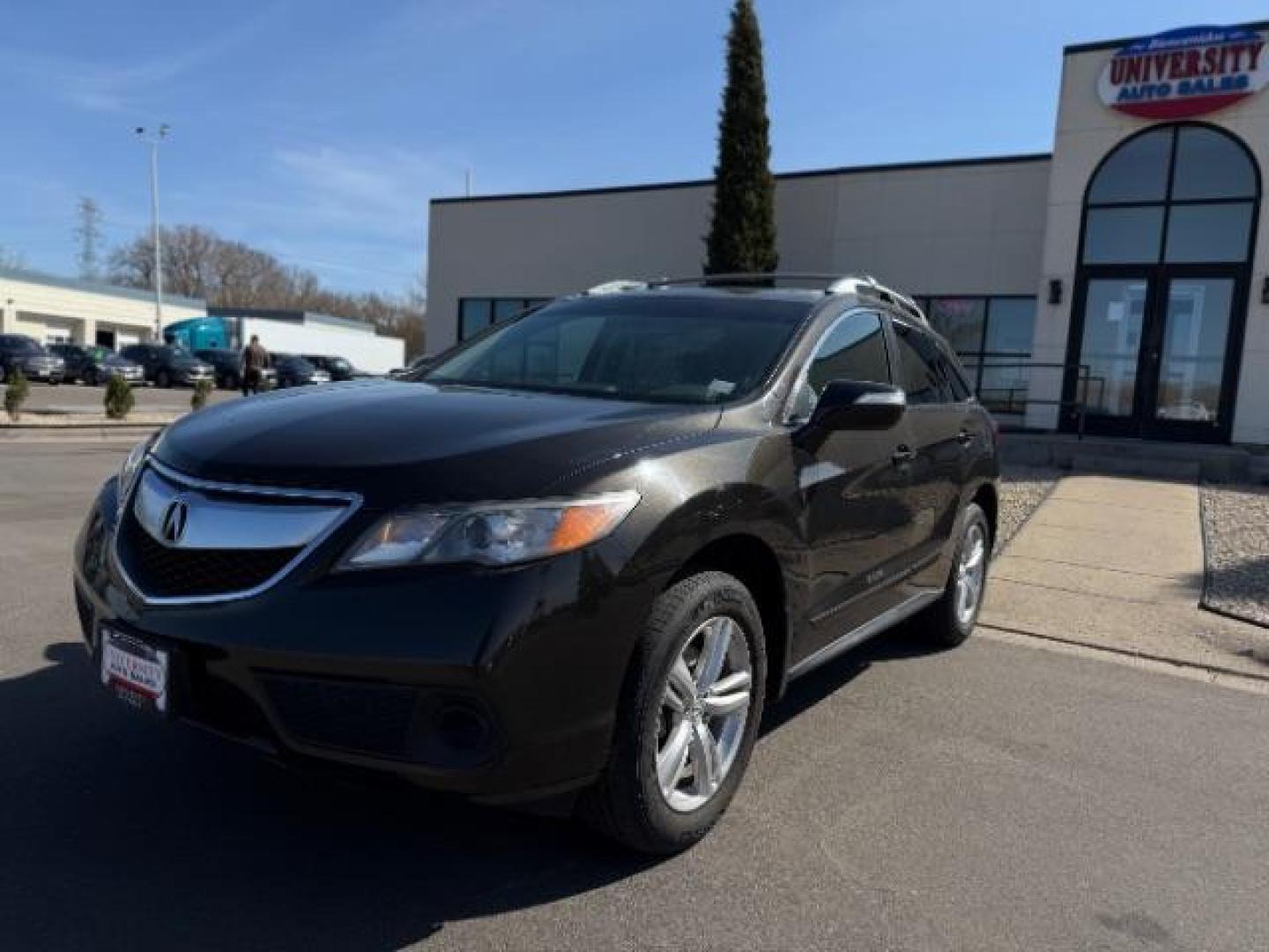2014 Gray Acura RDX . (5J8TB3H33EL) , located at 745 S Robert St, St. Paul, MN, 55107, (651) 222-2991, 44.923389, -93.081215 - Photo#0