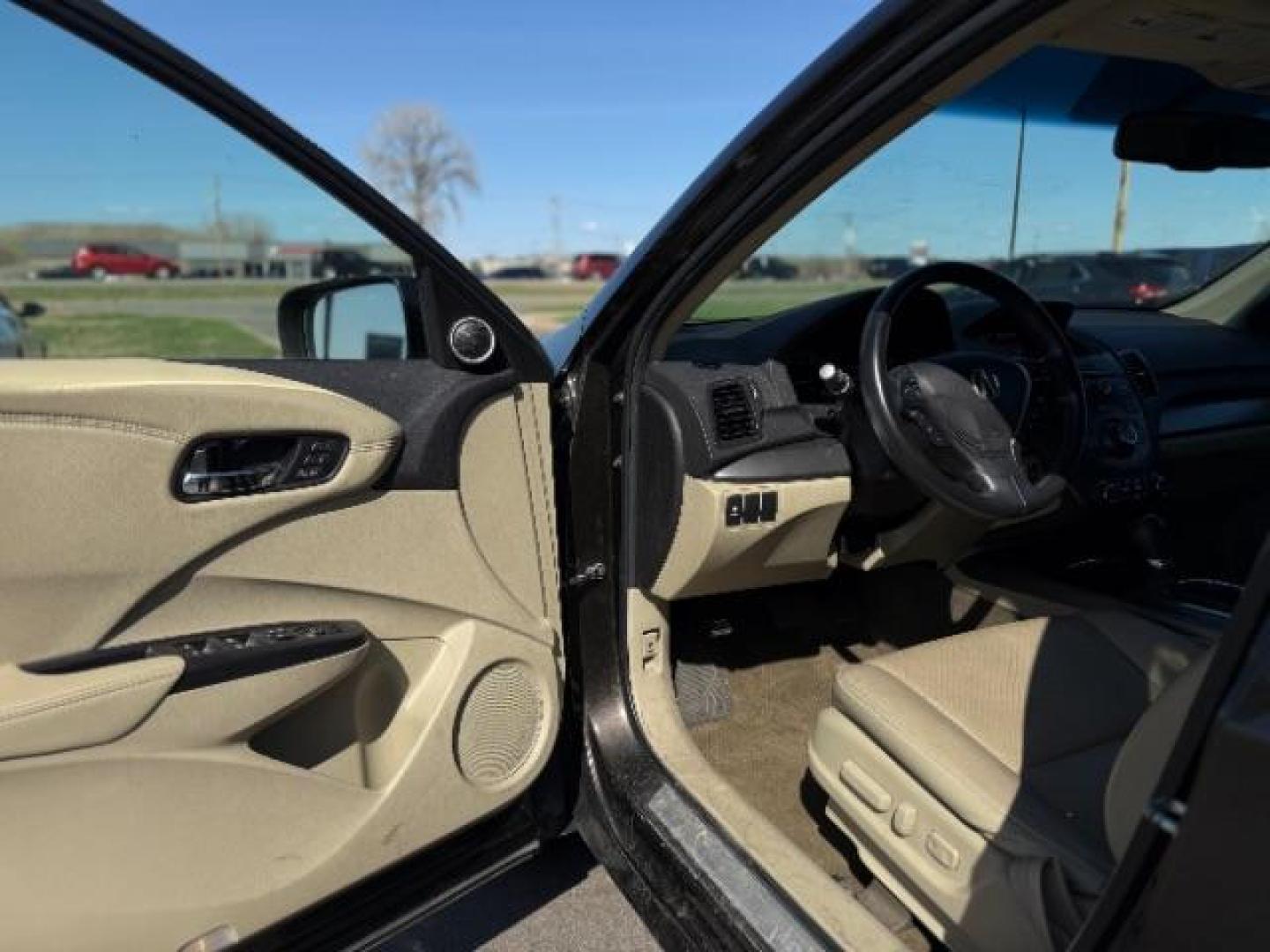 2014 Gray Acura RDX . (5J8TB3H33EL) , located at 745 S Robert St, St. Paul, MN, 55107, (651) 222-2991, 44.923389, -93.081215 - Photo#10
