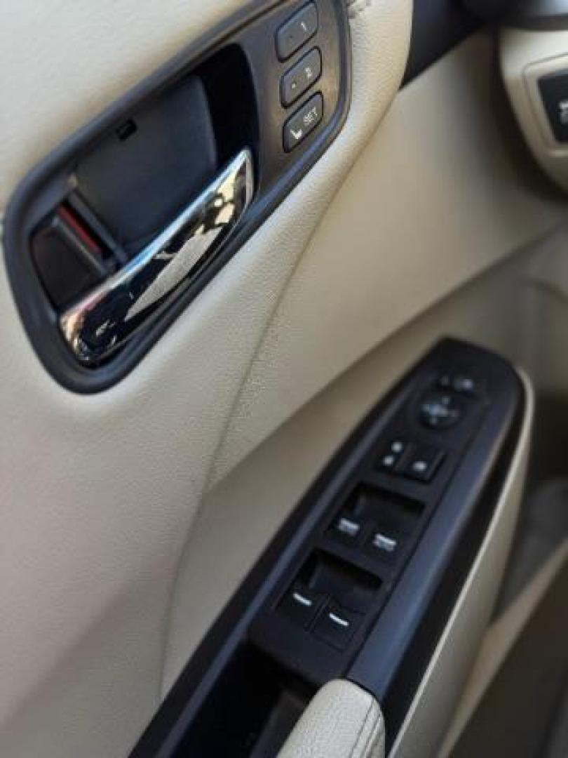2014 Gray Acura RDX . (5J8TB3H33EL) , located at 745 S Robert St, St. Paul, MN, 55107, (651) 222-2991, 44.923389, -93.081215 - Photo#12