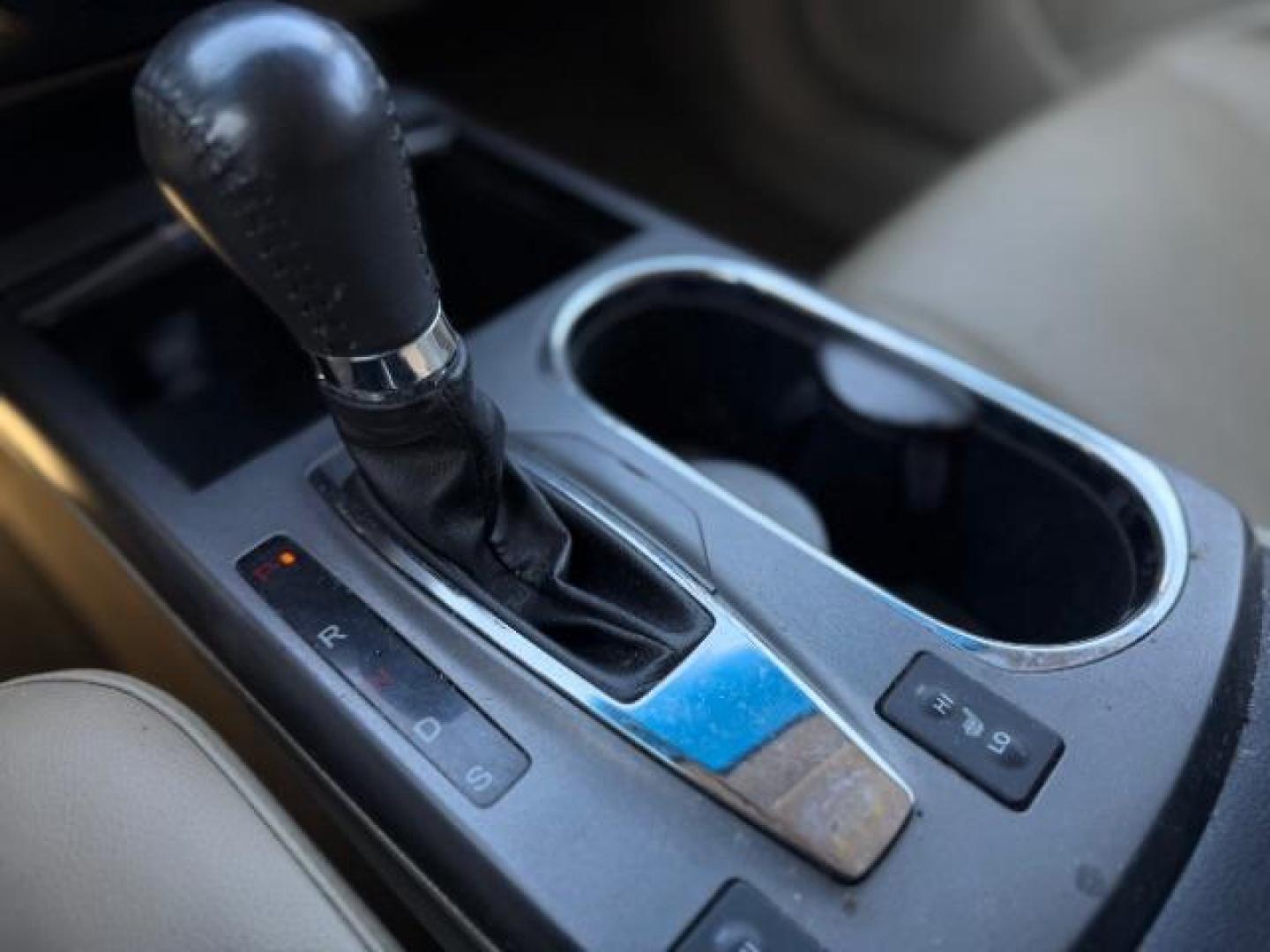 2014 Gray Acura RDX . (5J8TB3H33EL) , located at 745 S Robert St, St. Paul, MN, 55107, (651) 222-2991, 44.923389, -93.081215 - Photo#13