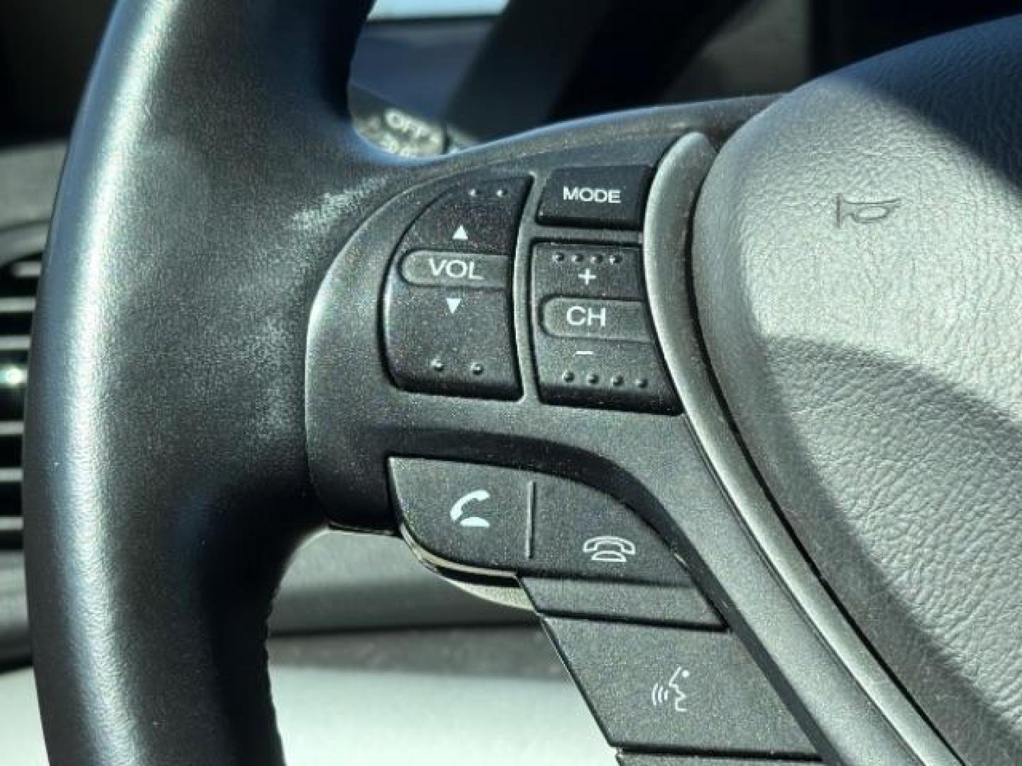 2014 Gray Acura RDX . (5J8TB3H33EL) , located at 745 S Robert St, St. Paul, MN, 55107, (651) 222-2991, 44.923389, -93.081215 - Photo#20