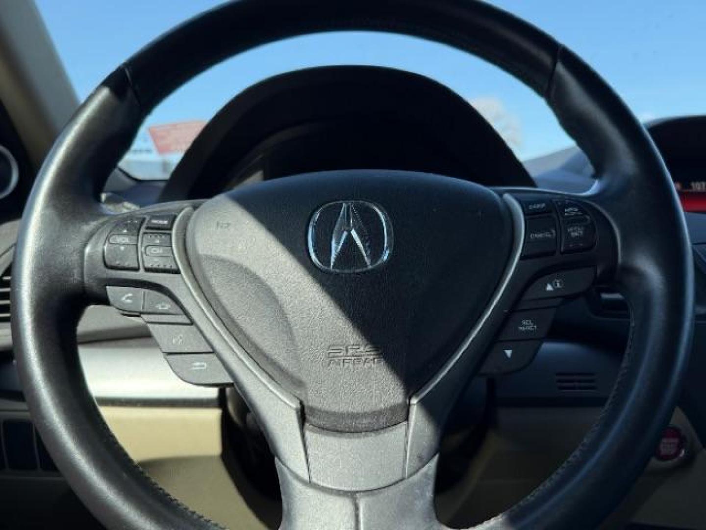 2014 Gray Acura RDX . (5J8TB3H33EL) , located at 745 S Robert St, St. Paul, MN, 55107, (651) 222-2991, 44.923389, -93.081215 - Photo#21