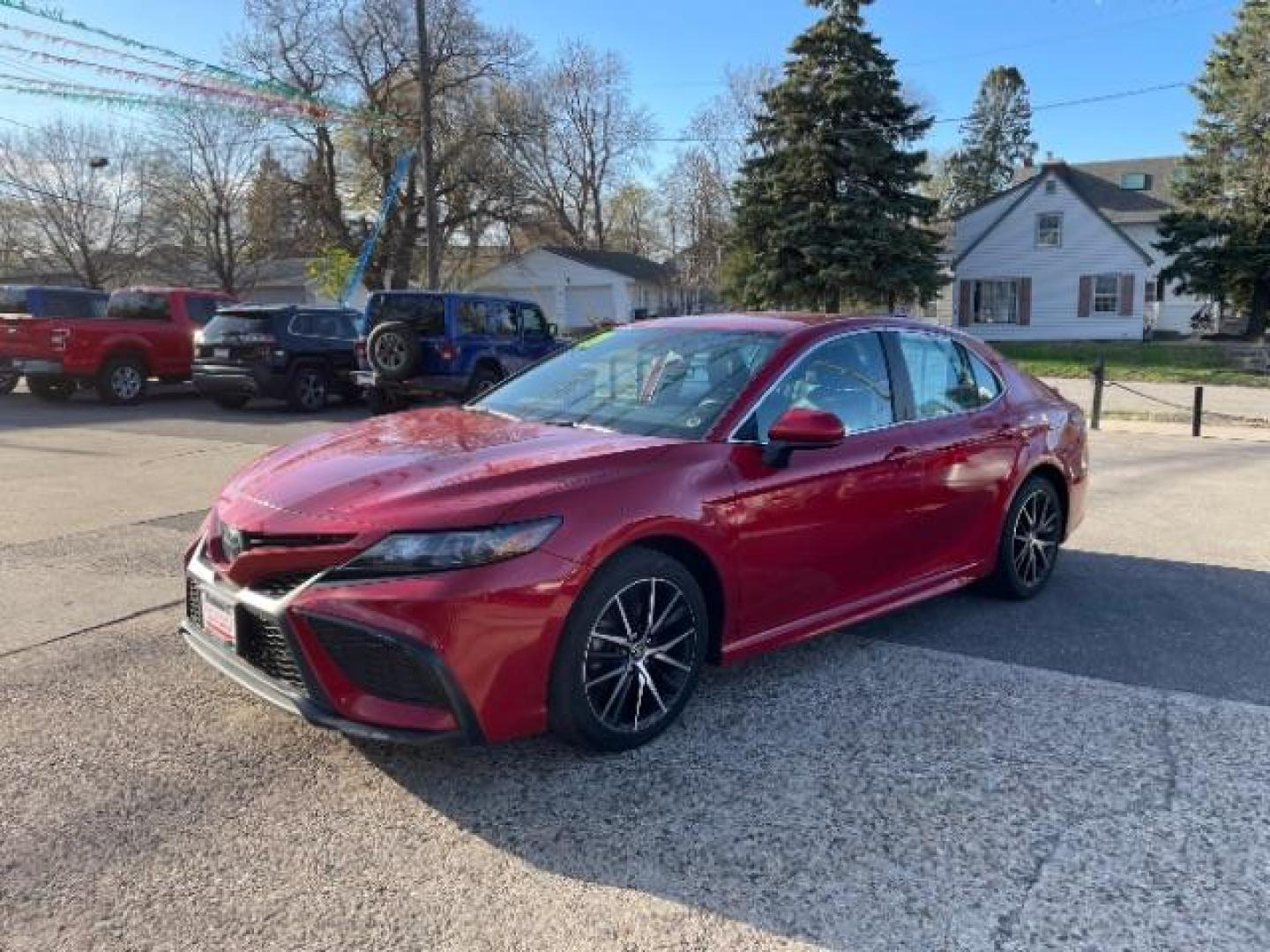 2021 Supersonic Red Toyota Camry SE Nightshade Edition | SE (4T1G11AK5MU) with an 2.5L I-4 port/direct injection engine, located at 745 S Robert St, St. Paul, MN, 55107, (651) 222-2991, 44.923389, -93.081215 - Photo#2