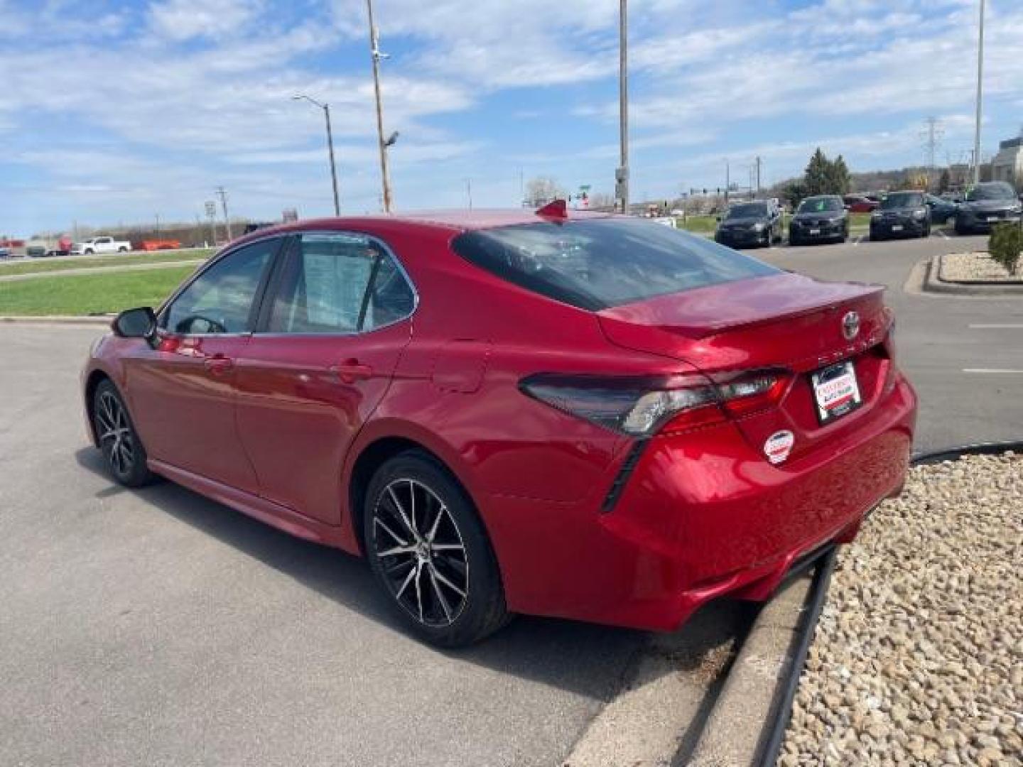 2021 Supersonic Red Toyota Camry SE Nightshade Edition | SE (4T1G11AK5MU) with an 2.5L I-4 port/direct injection engine, located at 745 S Robert St, St. Paul, MN, 55107, (651) 222-2991, 44.923389, -93.081215 - Photo#5