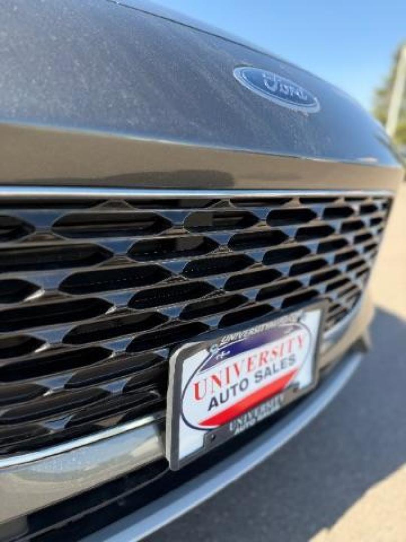 2020 Magnetic Metallic Ford Escape SE (1FMCU9G69LU) with an EcoBoost 1.5L I-3 port/direct injection engine, located at 3301 W Hwy 13, Burnsville, MN, 55337, (952) 460-3200, 44.775333, -93.320808 - Photo#3