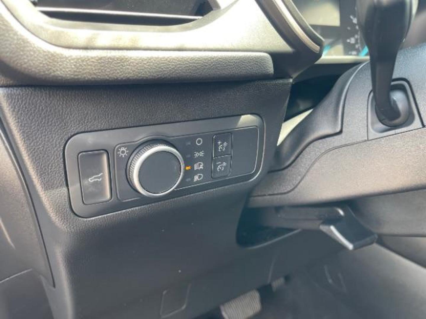 2022 Carbonized Gray Metallic Ford Escape SE (1FMCU9G61NU) with an EcoBoost 1.5L I-3 port/direct injection engine, located at 3301 W Hwy 13, Burnsville, MN, 55337, (952) 460-3200, 44.775333, -93.320808 - Photo#18