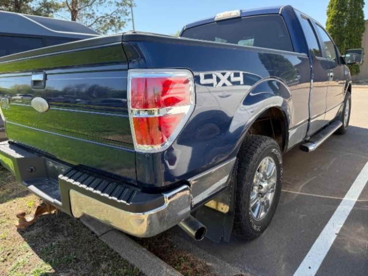 2011 Dark Blue Pearl Metallic Ford F-150 XLT (1FTFX1ET4BF) , located at 3301 W Hwy 13, Burnsville, MN, 55337, (952) 460-3200, 44.775333, -93.320808 - Photo#5