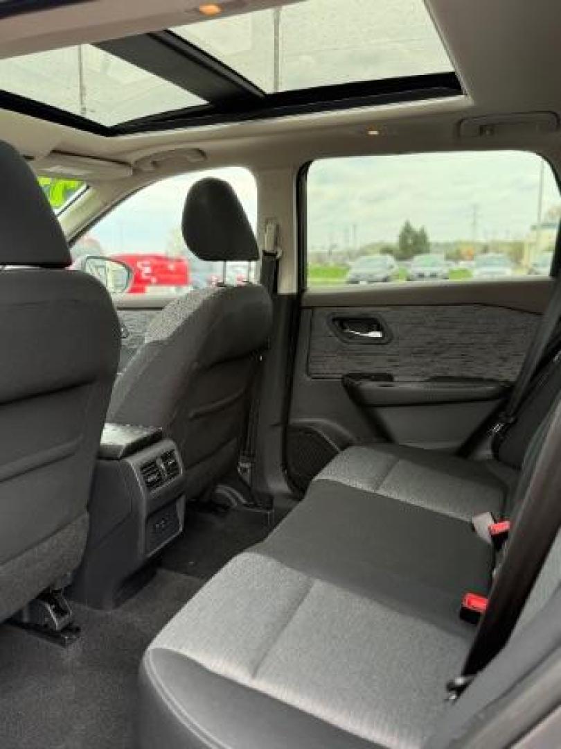 2021 Gun Metallic Nissan Rogue SV Intelligent AWD (5N1AT3BB5MC) with an 2.5L I-4 gasoline direct injection engine, located at 3301 W Hwy 13, Burnsville, MN, 55337, (952) 460-3200, 44.775333, -93.320808 - Photo#13