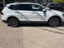 2021 Pure White Volkswagen Tiguan 2.0T SE | 2.0T SE R-Line Black | 2.0T SEL (3VV2B7AX5MM) with an 2L I-4 gasoline direct injection engine, located at 3301 W Hwy 13, Burnsville, MN, 55337, (952) 460-3200, 44.775333, -93.320808 - Photo#3