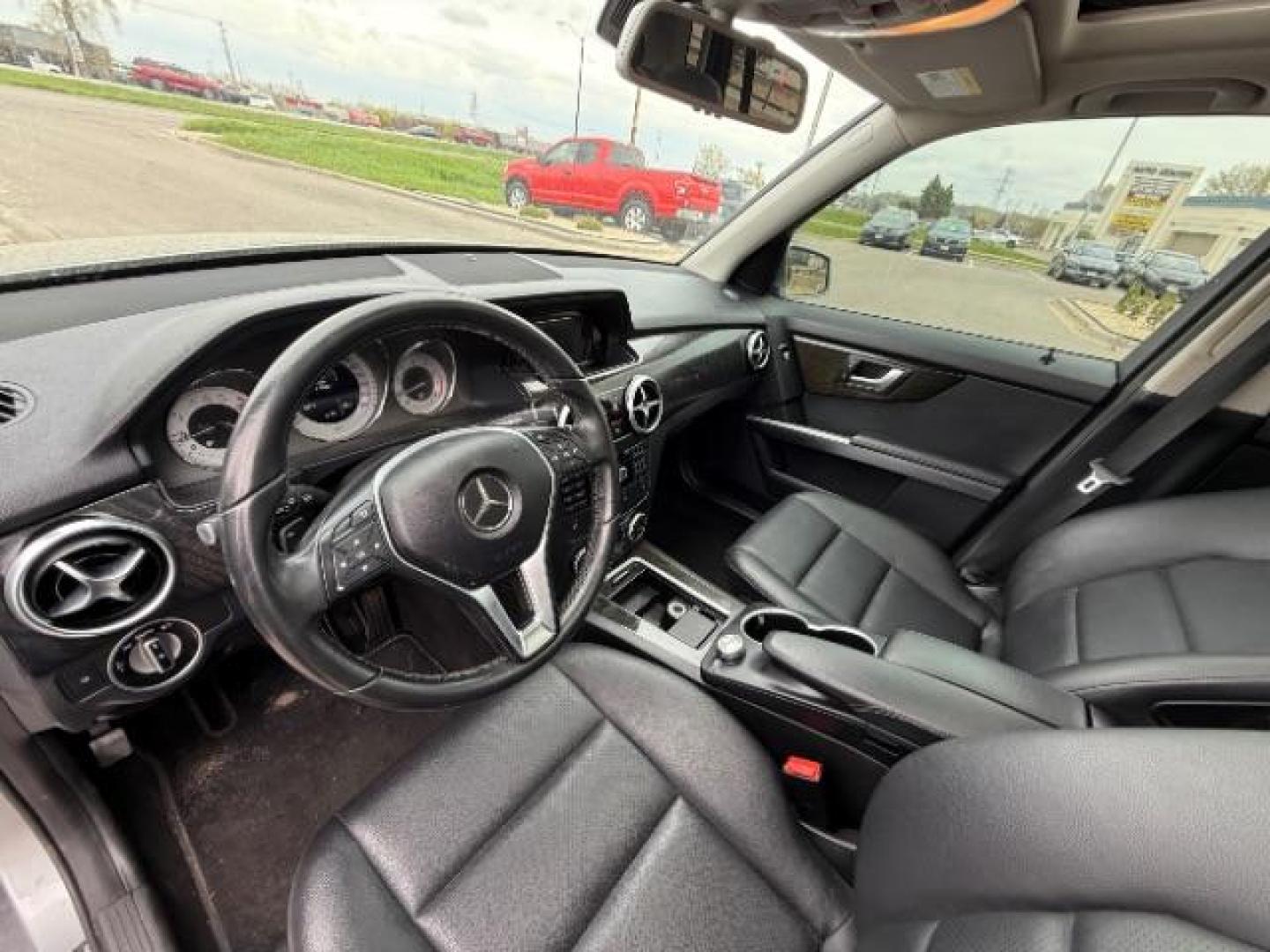 2015 Iridium Silver Metallic Mercedes-Benz GLK 350 4MATIC (WDCGG8JB4FG) with an 3.5L V-6 gasoline direct injection engine, located at 745 S Robert St, St. Paul, MN, 55107, (651) 222-2991, 44.923389, -93.081215 - Photo#2