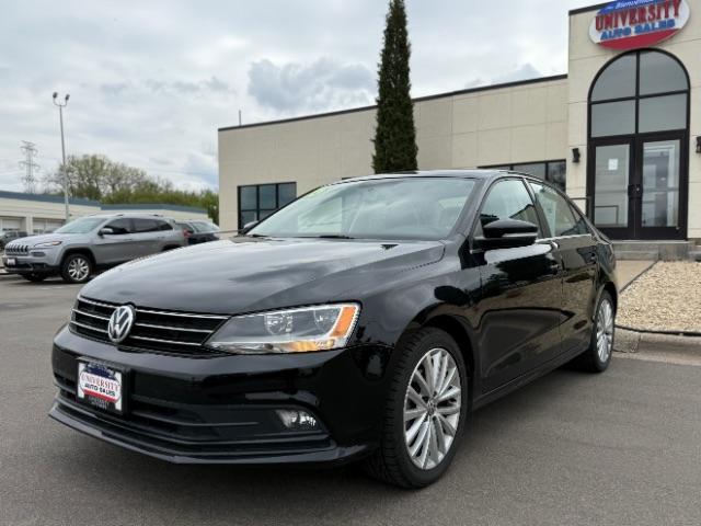 photo of 2015 Volkswagen Jetta 1.8T SE