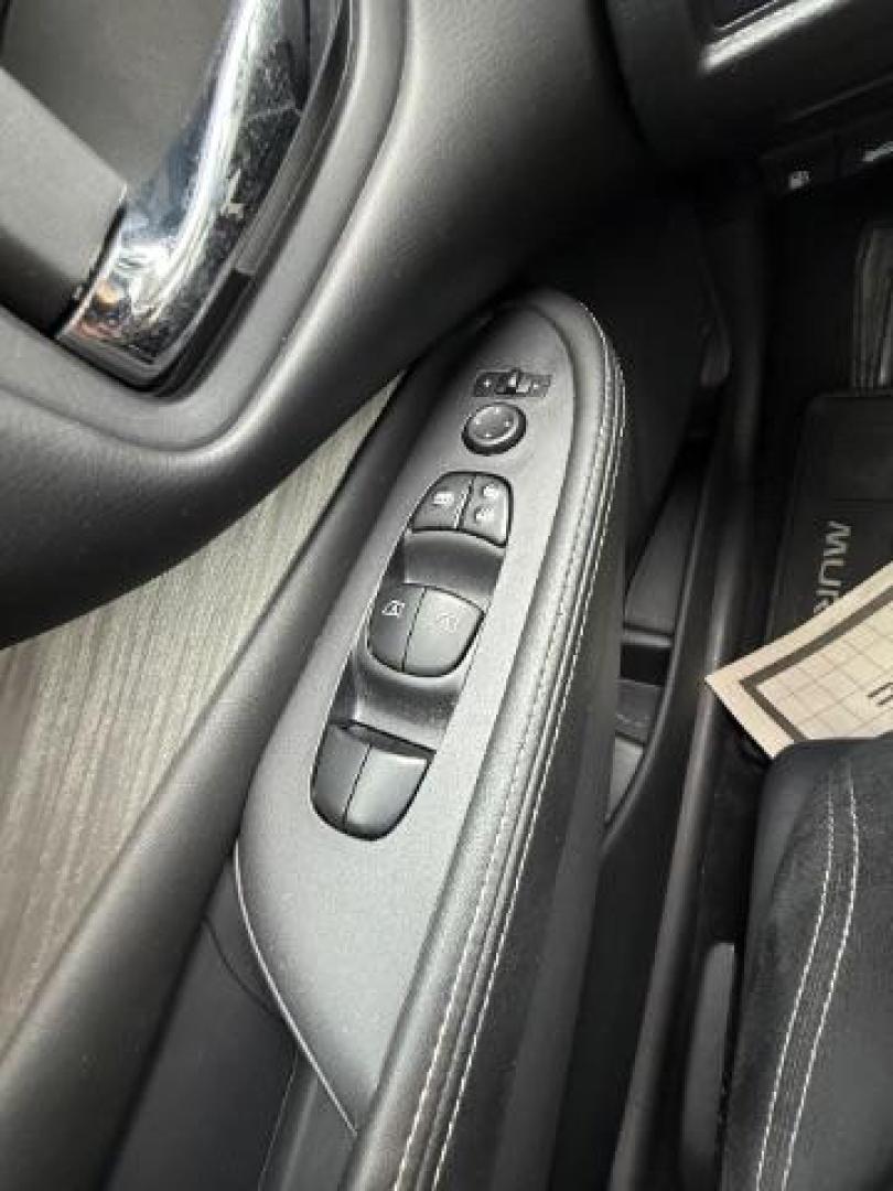 2018 Gun Metallic Nissan Murano S (5N1AZ2MG5JN) with an 3.5L V-6 DOHC engine, located at 3301 W Hwy 13, Burnsville, MN, 55337, (952) 460-3200, 44.775333, -93.320808 - Photo#17