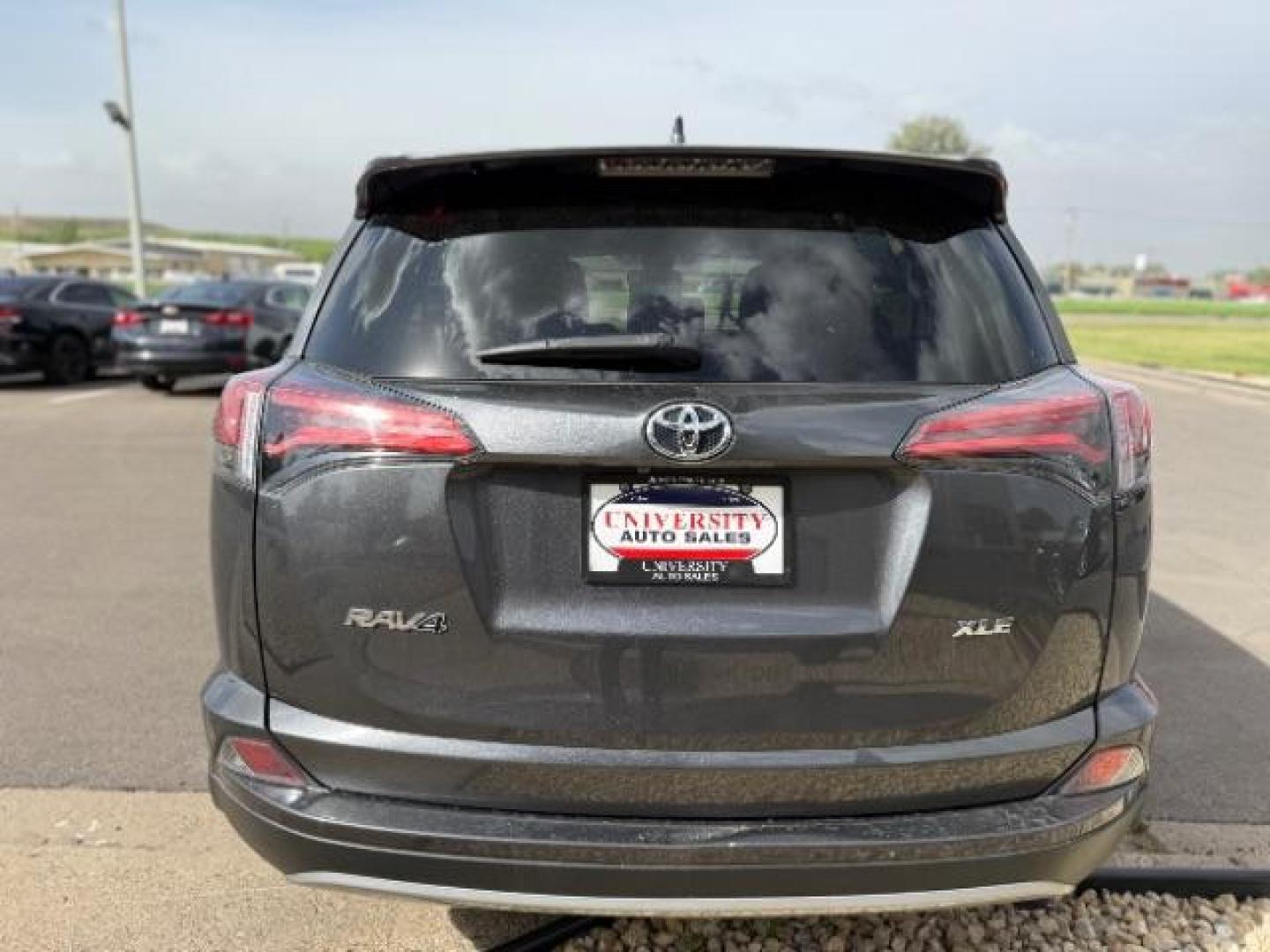2018 Magnetic Gray Metallic Toyota RAV4 XLE | Adventure (2T3WFREV4JW) with an 2.5L I-4 DOHC engine, located at 3301 W Hwy 13, Burnsville, MN, 55337, (952) 460-3200, 44.775333, -93.320808 - Photo#5