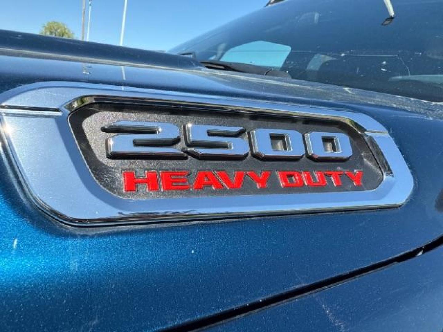 2021 Midnight Blue Pearlcoat Ram 2500 Tradesman Crew Cab 4x4 6'4 Box (3C6UR5CJ1MG) , located at 3301 W Hwy 13, Burnsville, MN, 55337, (952) 460-3200, 44.775333, -93.320808 - Photo#15