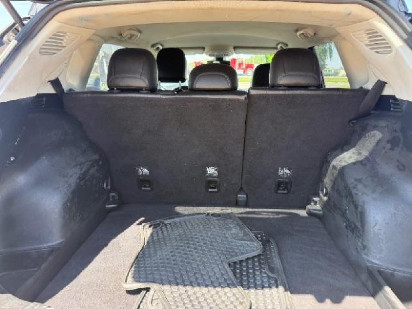 2018 Granite Crystal Metallic Clearcoat Jeep Compass Trailhawk 4x4 (3C4NJDDB9JT) with an 2.4L I-4 variable valve control engine, located at 745 S Robert St, St. Paul, MN, 55107, (651) 222-2991, 44.923389, -93.081215 - Photo#5