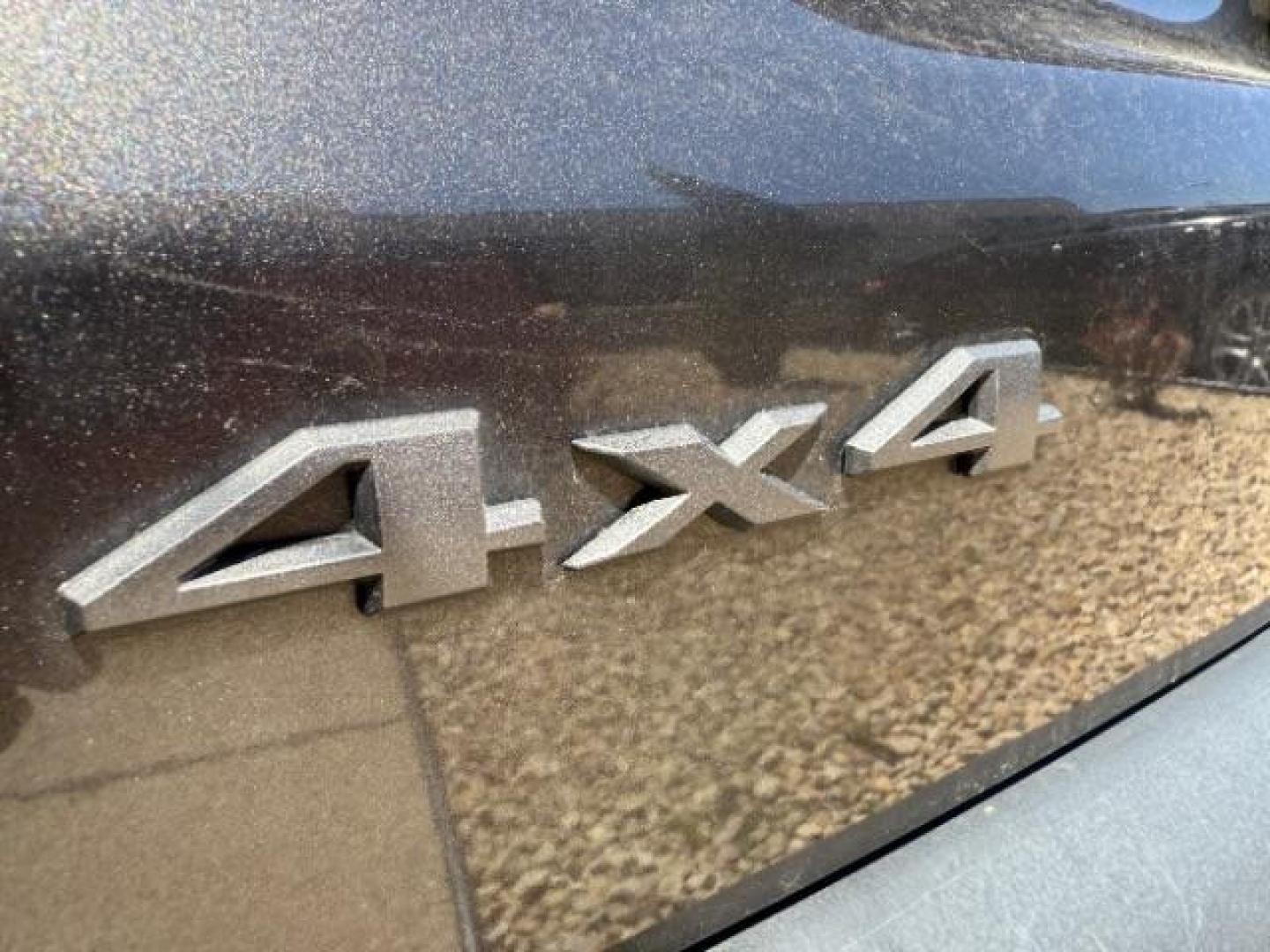 2018 Granite Crystal Metallic Clearcoat Jeep Compass Trailhawk 4x4 (3C4NJDDB9JT) with an 2.4L I-4 variable valve control engine, located at 745 S Robert St, St. Paul, MN, 55107, (651) 222-2991, 44.923389, -93.081215 - Photo#10