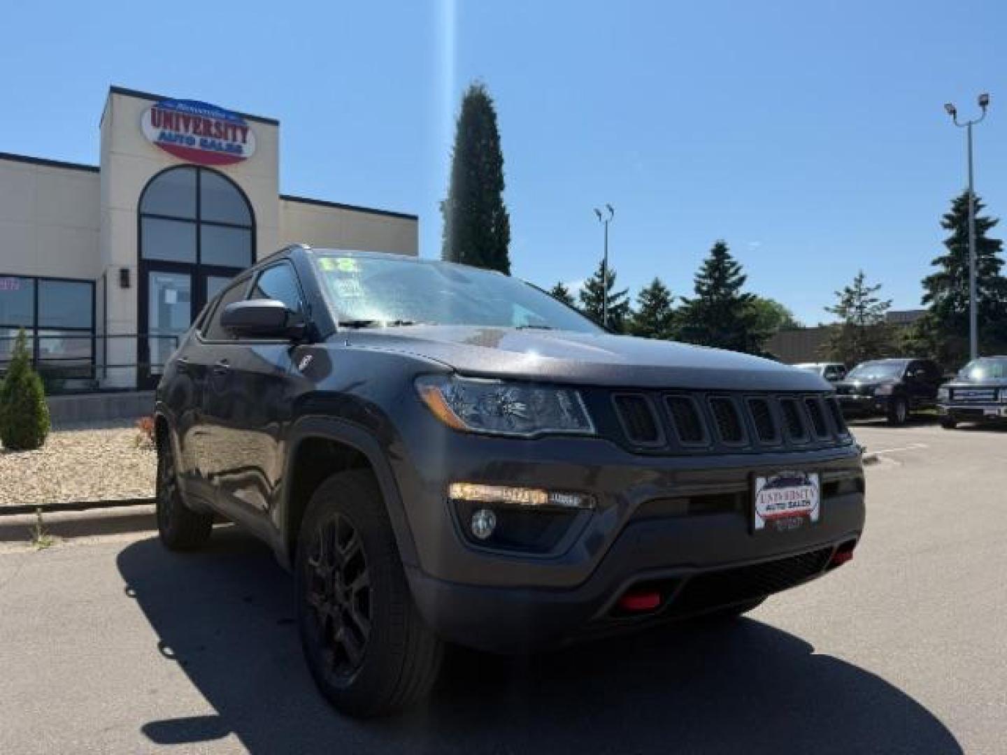2018 Granite Crystal Metallic Clearcoat Jeep Compass Trailhawk 4x4 (3C4NJDDB9JT) with an 2.4L I-4 variable valve control engine, located at 745 S Robert St, St. Paul, MN, 55107, (651) 222-2991, 44.923389, -93.081215 - Photo#24