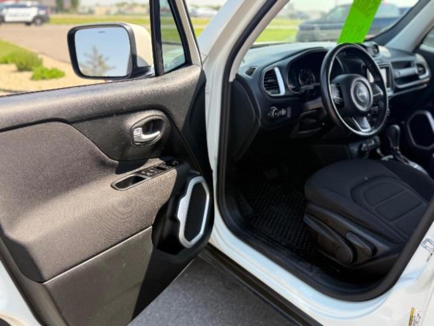 2019 Alpine White Clearcoat Jeep Renegade Latitude 4x4 (ZACNJBBB3KP) , located at 745 S Robert St, St. Paul, MN, 55107, (651) 222-2991, 44.923389, -93.081215 - Photo#1