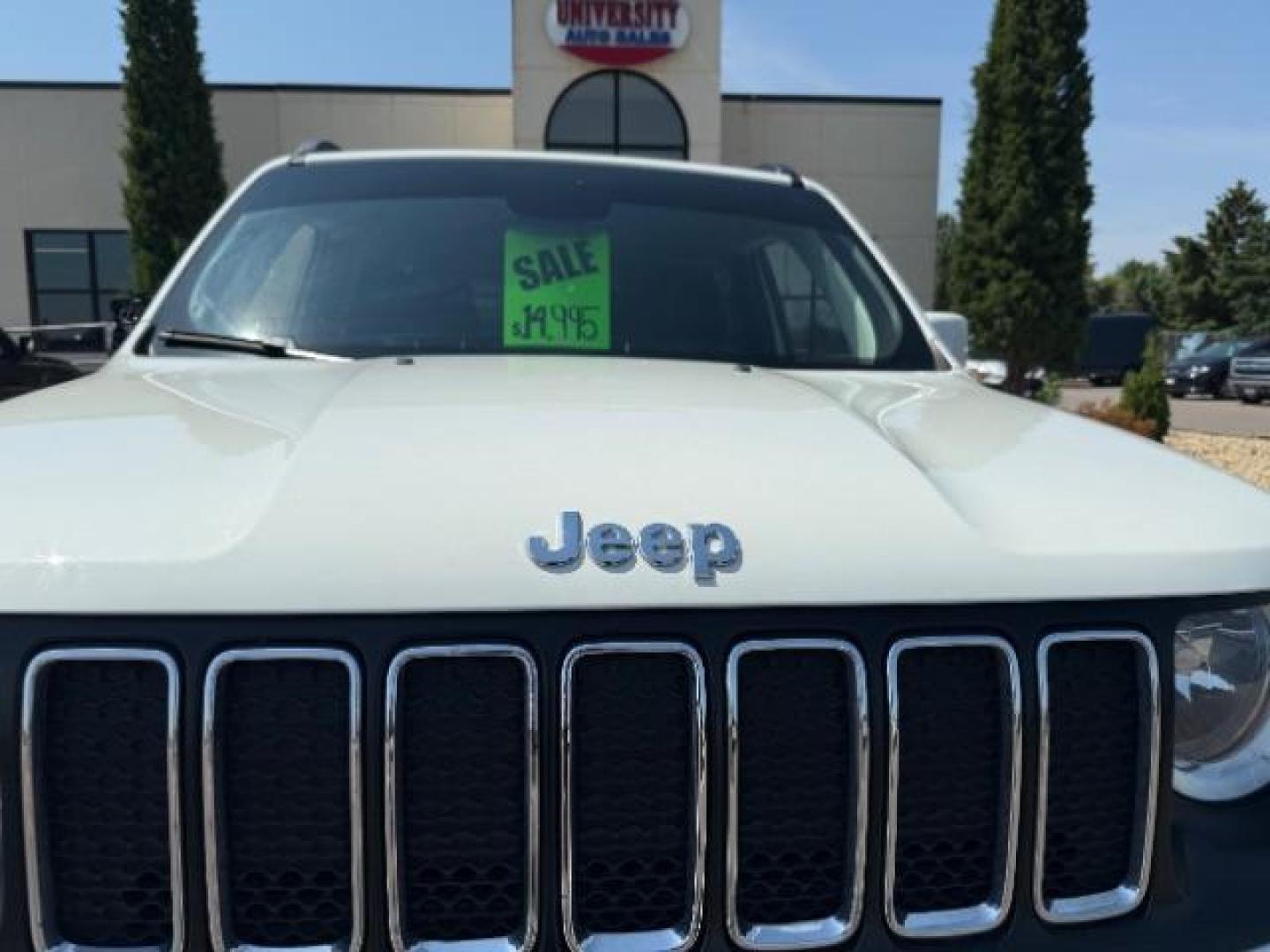 2019 Alpine White Clearcoat Jeep Renegade Latitude 4x4 (ZACNJBBB3KP) , located at 745 S Robert St, St. Paul, MN, 55107, (651) 222-2991, 44.923389, -93.081215 - Photo#5