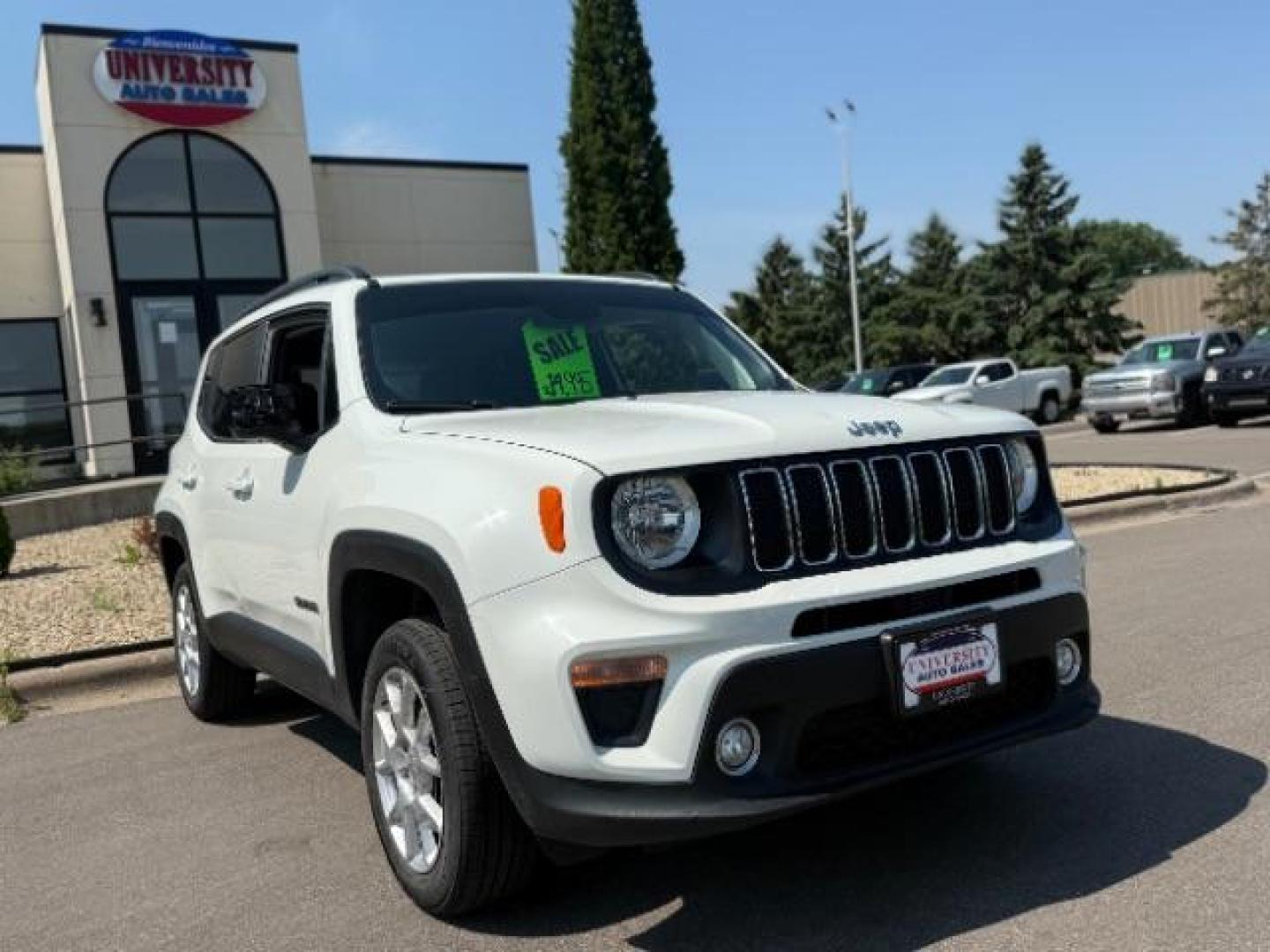 2019 Alpine White Clearcoat Jeep Renegade Latitude 4x4 (ZACNJBBB3KP) , located at 745 S Robert St, St. Paul, MN, 55107, (651) 222-2991, 44.923389, -93.081215 - Photo#10
