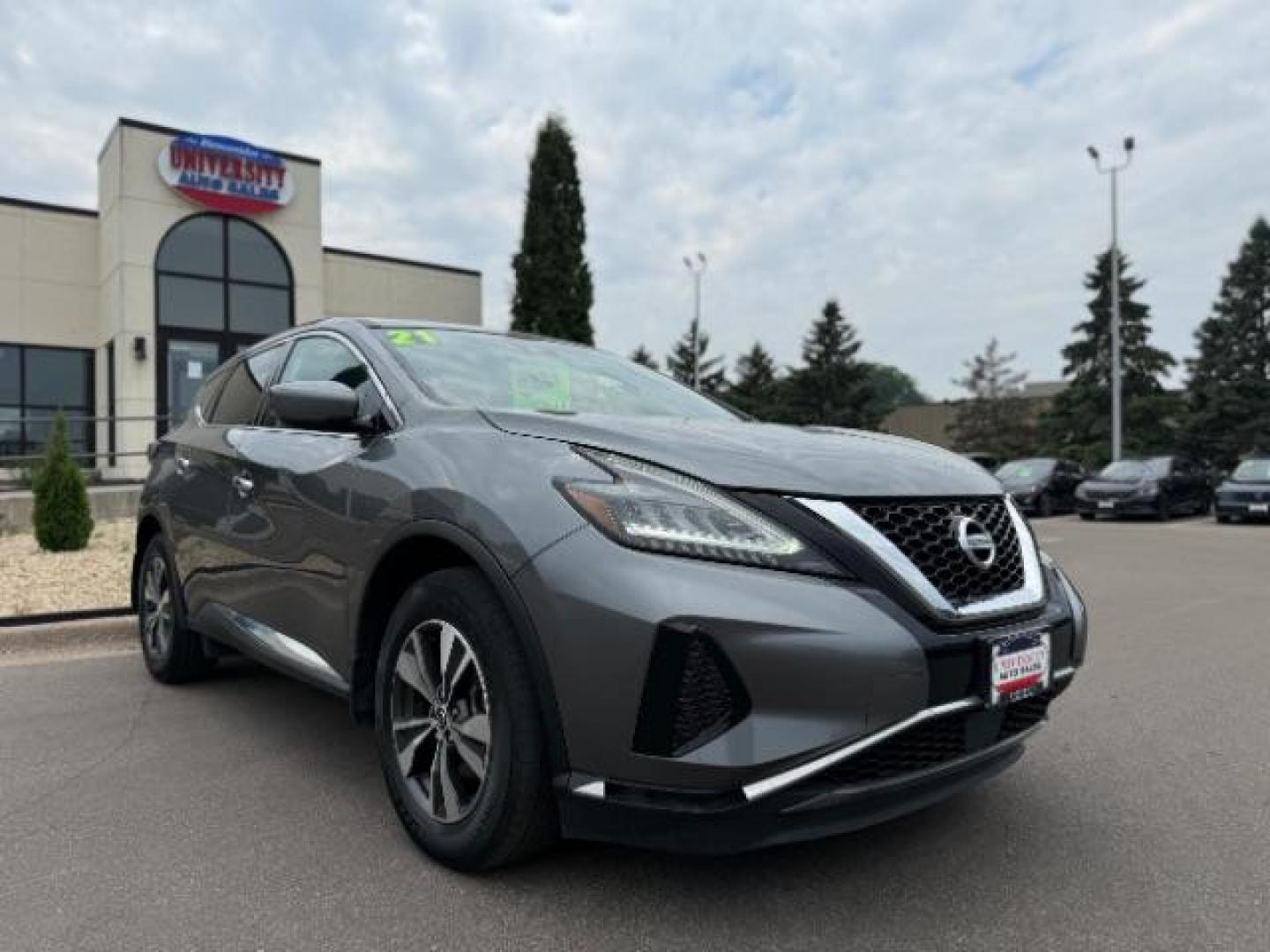 2021 Brilliant Silver Metallic Nissan Murano S Intelligent AWD (5N1AZ2AS6MC) with an 3.5L V-6 DOHC engine, located at 3301 W Hwy 13, Burnsville, MN, 55337, (952) 460-3200, 44.775333, -93.320808 - Photo#8
