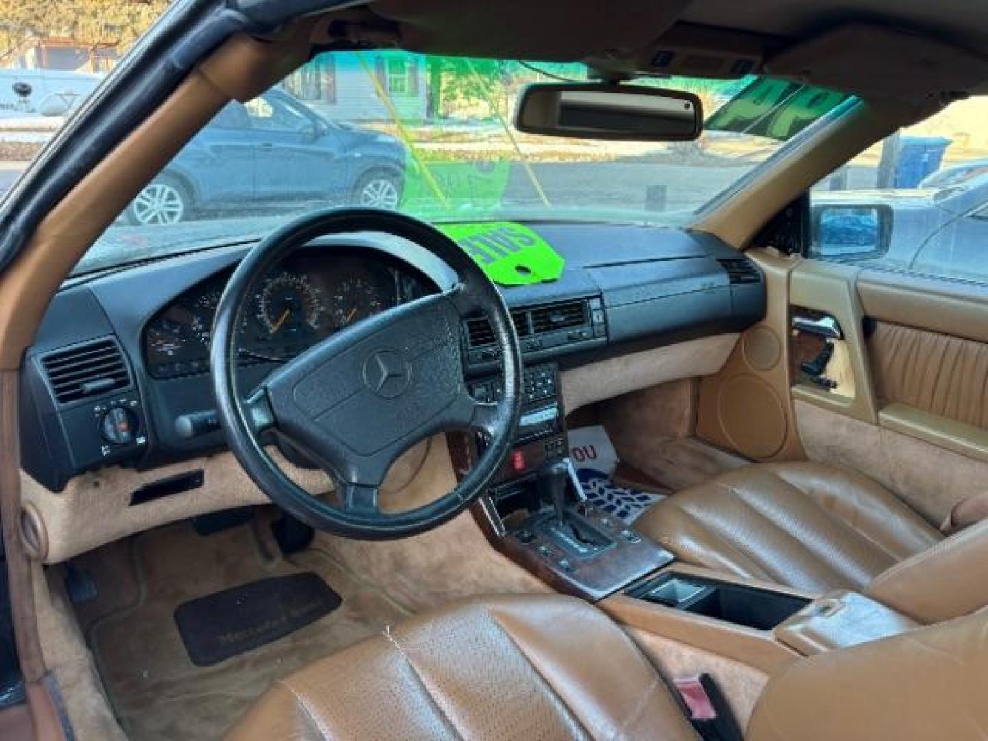1994 BLACK Mercedes-Benz SL-Class SL500 Roadster (WDBFA67E1RF) with an 5.0L V8 DOHC 32V engine, 4-Speed Automatic transmission, located at 745 S Robert St, St. Paul, MN, 55107, (651) 222-2991, 44.923389, -93.081215 - Photo#5