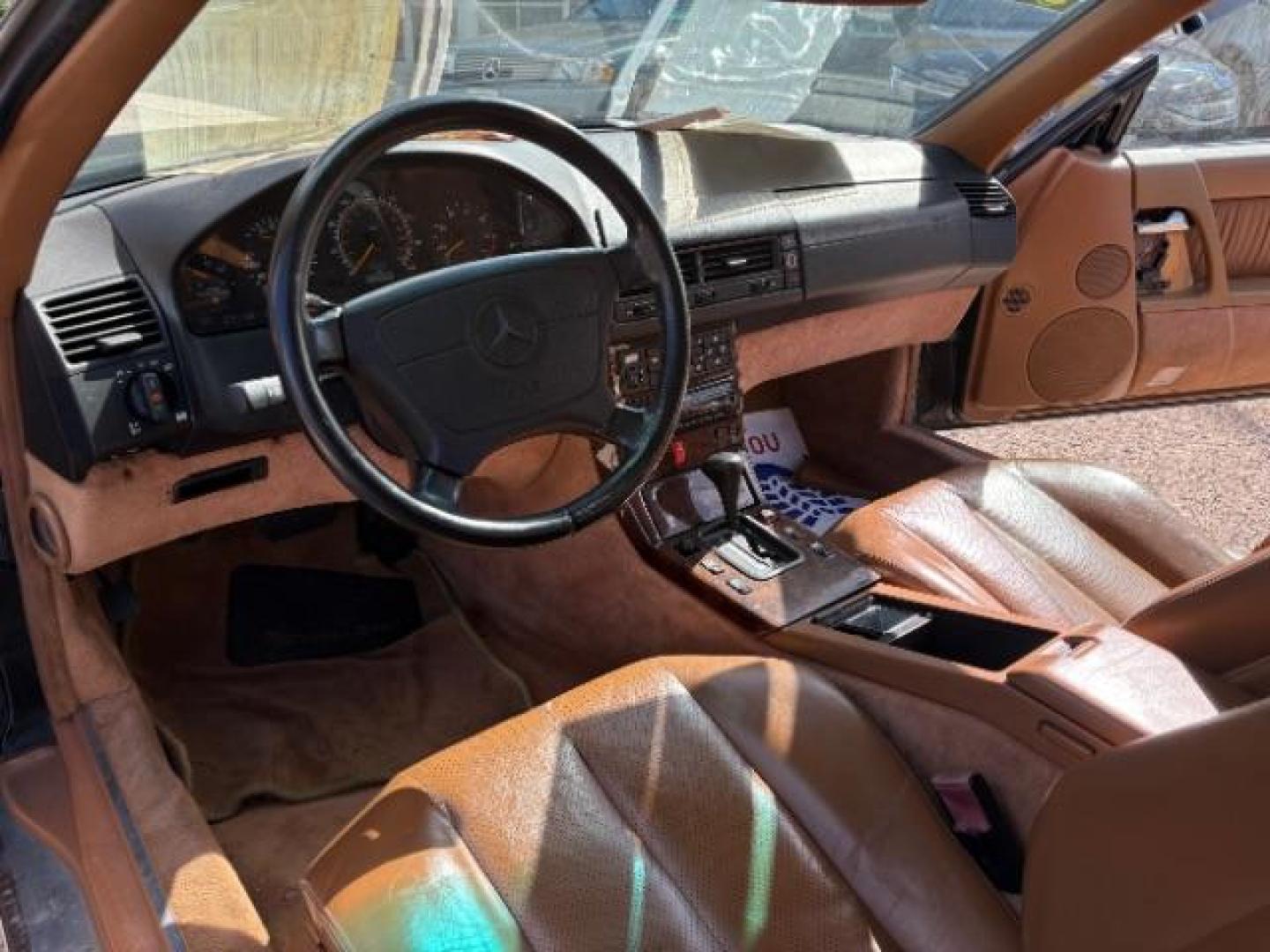1994 BLACK Mercedes-Benz SL-Class SL500 Roadster (WDBFA67E1RF) with an 5.0L V8 DOHC 32V engine, 4-Speed Automatic transmission, located at 745 S Robert St, St. Paul, MN, 55107, (651) 222-2991, 44.923389, -93.081215- Photo#10