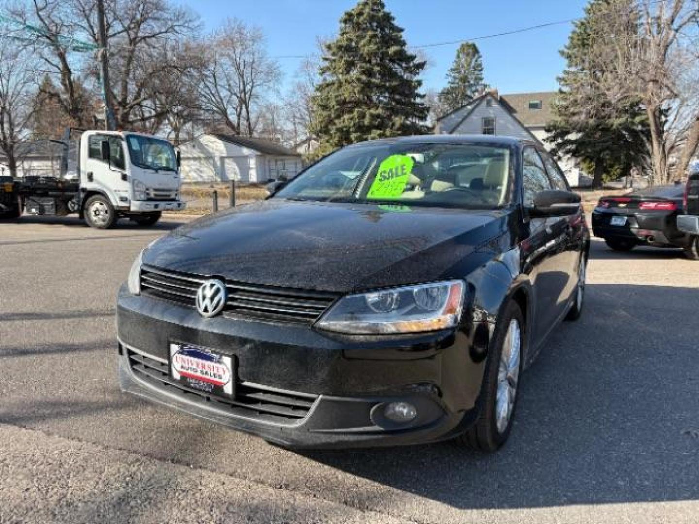 2013 Black Uni Volkswagen Jetta 2.5L SEL (3VWLP7AJ9DM) with an 2.5L I-5 DOHC engine, located at 745 S Robert St, St. Paul, MN, 55107, (651) 222-2991, 44.923389, -93.081215 - Photo#2