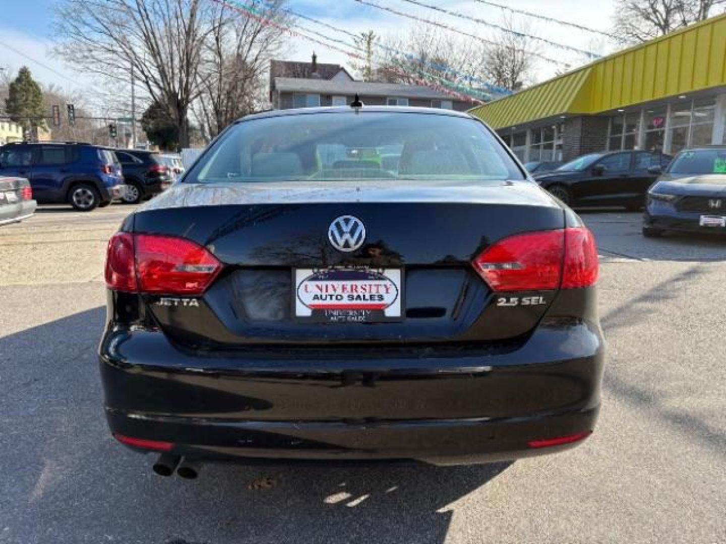 2013 Black Uni Volkswagen Jetta 2.5L SEL (3VWLP7AJ9DM) with an 2.5L I-5 DOHC engine, located at 745 S Robert St, St. Paul, MN, 55107, (651) 222-2991, 44.923389, -93.081215 - Photo#6