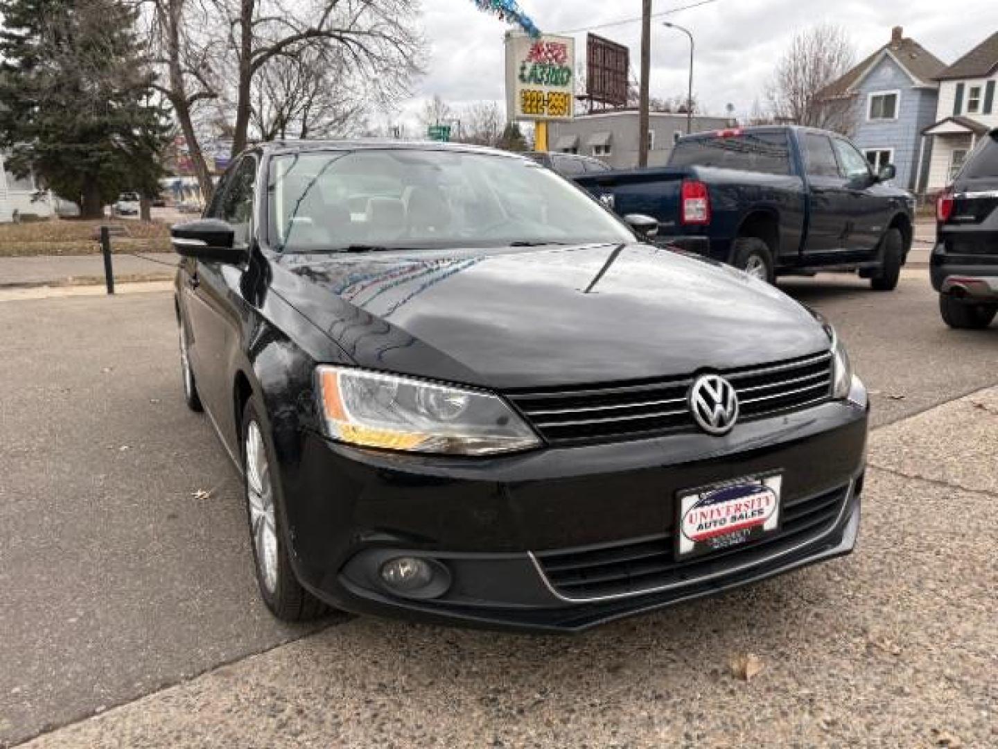 2013 Black Uni Volkswagen Jetta 2.5L SEL (3VWLP7AJ9DM) with an 2.5L I-5 DOHC engine, located at 745 S Robert St, St. Paul, MN, 55107, (651) 222-2991, 44.923389, -93.081215 - Photo#10