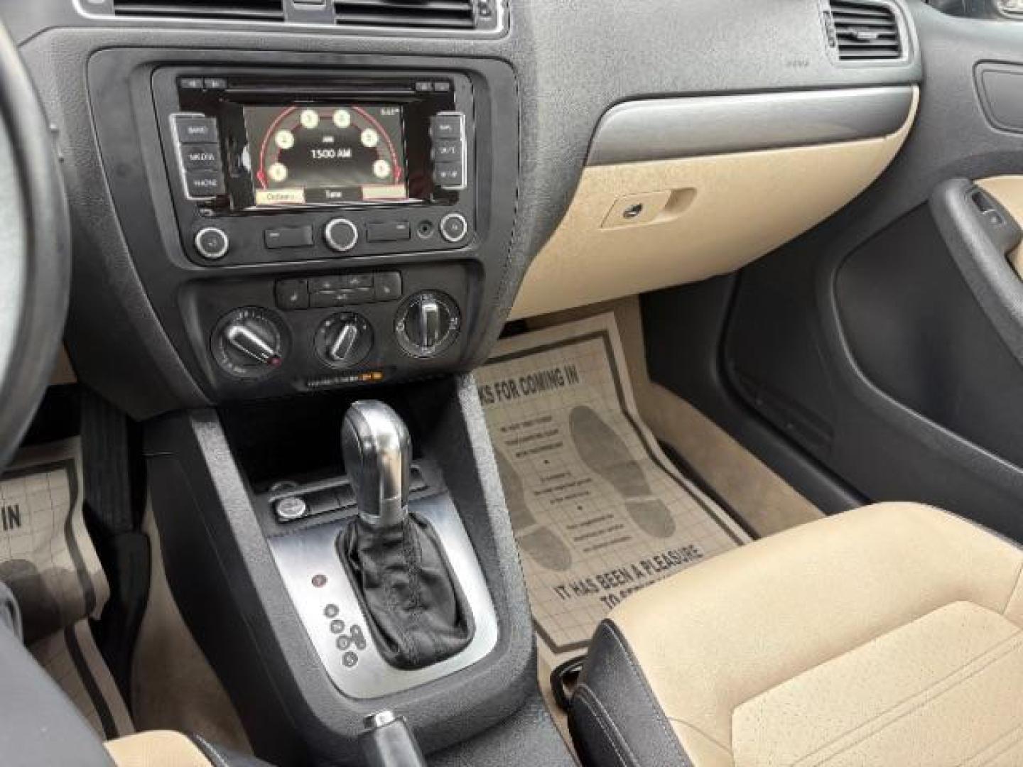 2013 Black Uni Volkswagen Jetta 2.5L SEL (3VWLP7AJ9DM) with an 2.5L I-5 DOHC engine, located at 745 S Robert St, St. Paul, MN, 55107, (651) 222-2991, 44.923389, -93.081215 - Photo#16