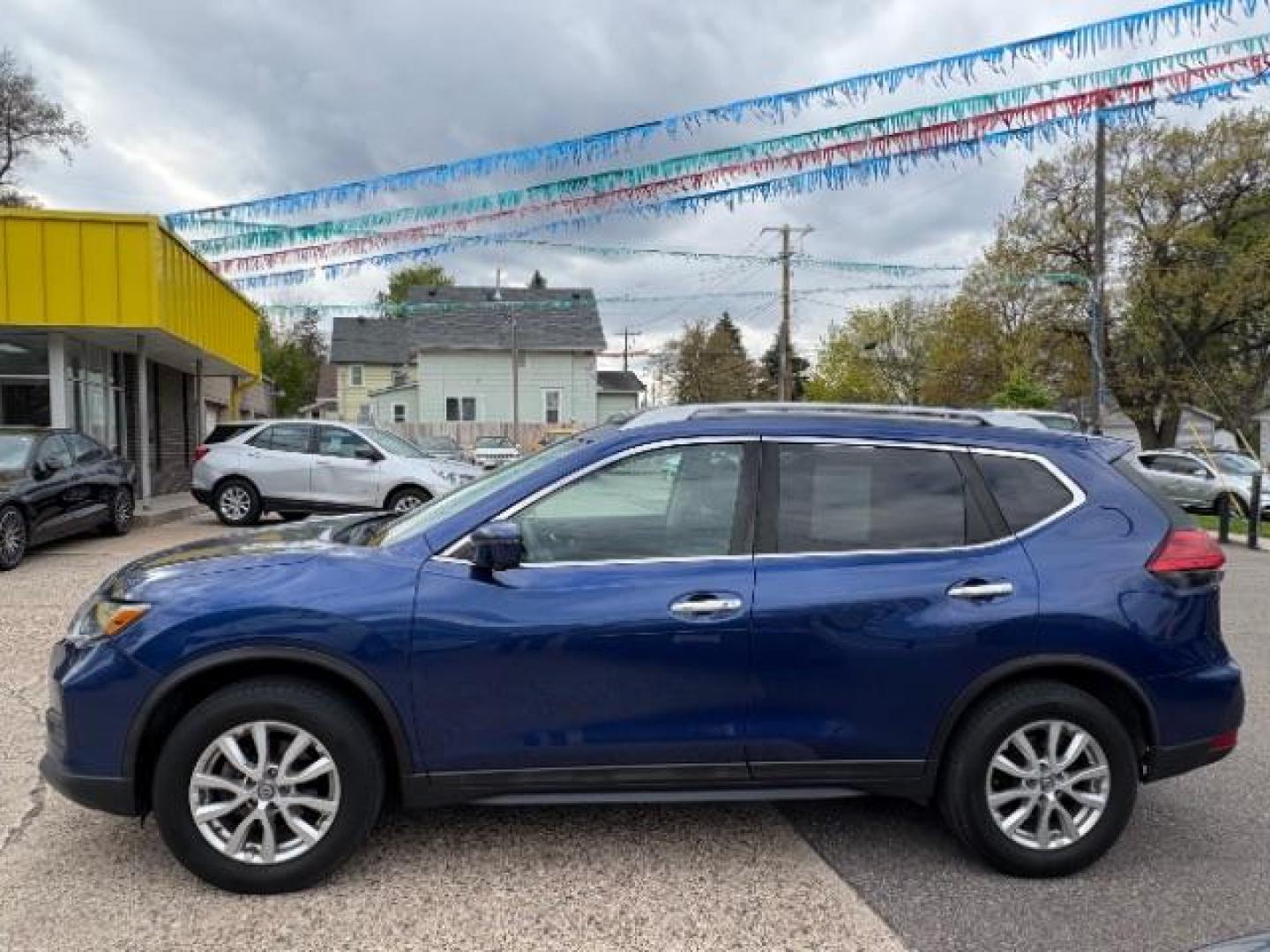 2017 Caspian Blue Nissan Rogue SV (5N1AT2MV3HC) with an 2.5L I-4 DOHC engine, located at 745 S Robert St, St. Paul, MN, 55107, (651) 222-2991, 44.923389, -93.081215 - Photo#3