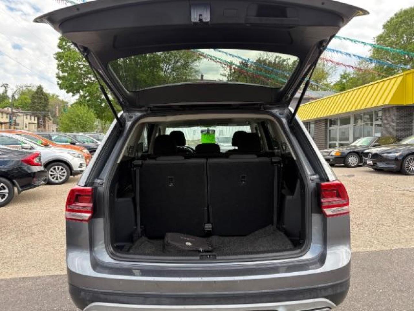 2018 Platinum Gray Metallic Volkswagen Atlas 3.6L V6 Launch Edition (1V2HR2CA1JC) with an 3.6L V-6 gasoline direct injection engine, located at 745 S Robert St, St. Paul, MN, 55107, (651) 222-2991, 44.923389, -93.081215 - Photo#6