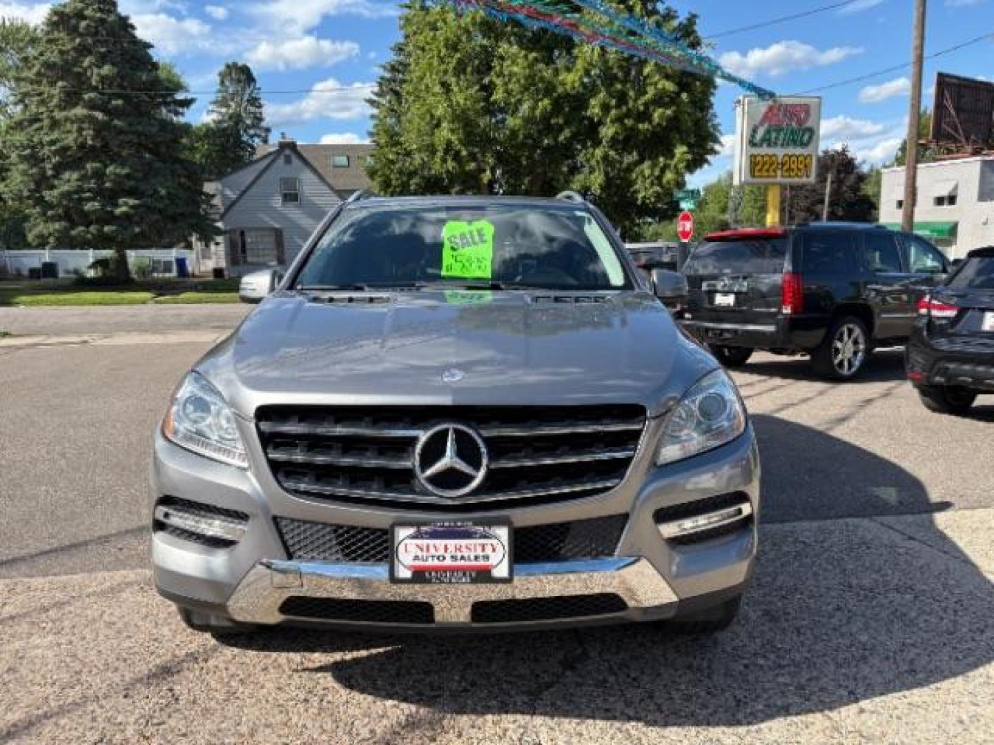 2015 Iridium Silver Metallic Mercedes-Benz ML 350 4MATIC (4JGDA5HB7FA) with an 3.5L V-6 gasoline direct injection engine, located at 745 S Robert St, St. Paul, MN, 55107, (651) 222-2991, 44.923389, -93.081215 - Photo#1