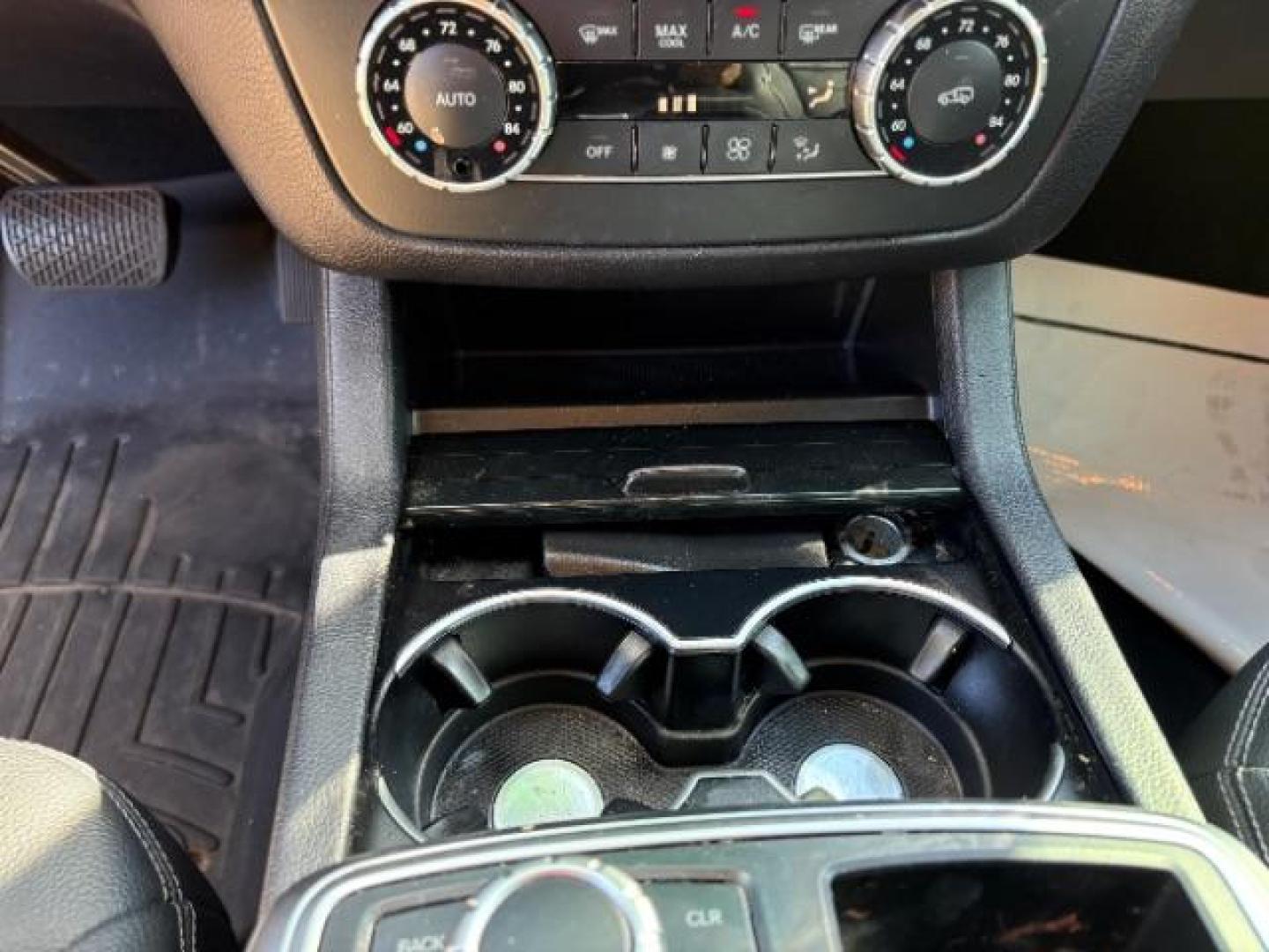 2015 Iridium Silver Metallic Mercedes-Benz ML 350 4MATIC (4JGDA5HB7FA) with an 3.5L V-6 gasoline direct injection engine, located at 745 S Robert St, St. Paul, MN, 55107, (651) 222-2991, 44.923389, -93.081215 - Photo#18