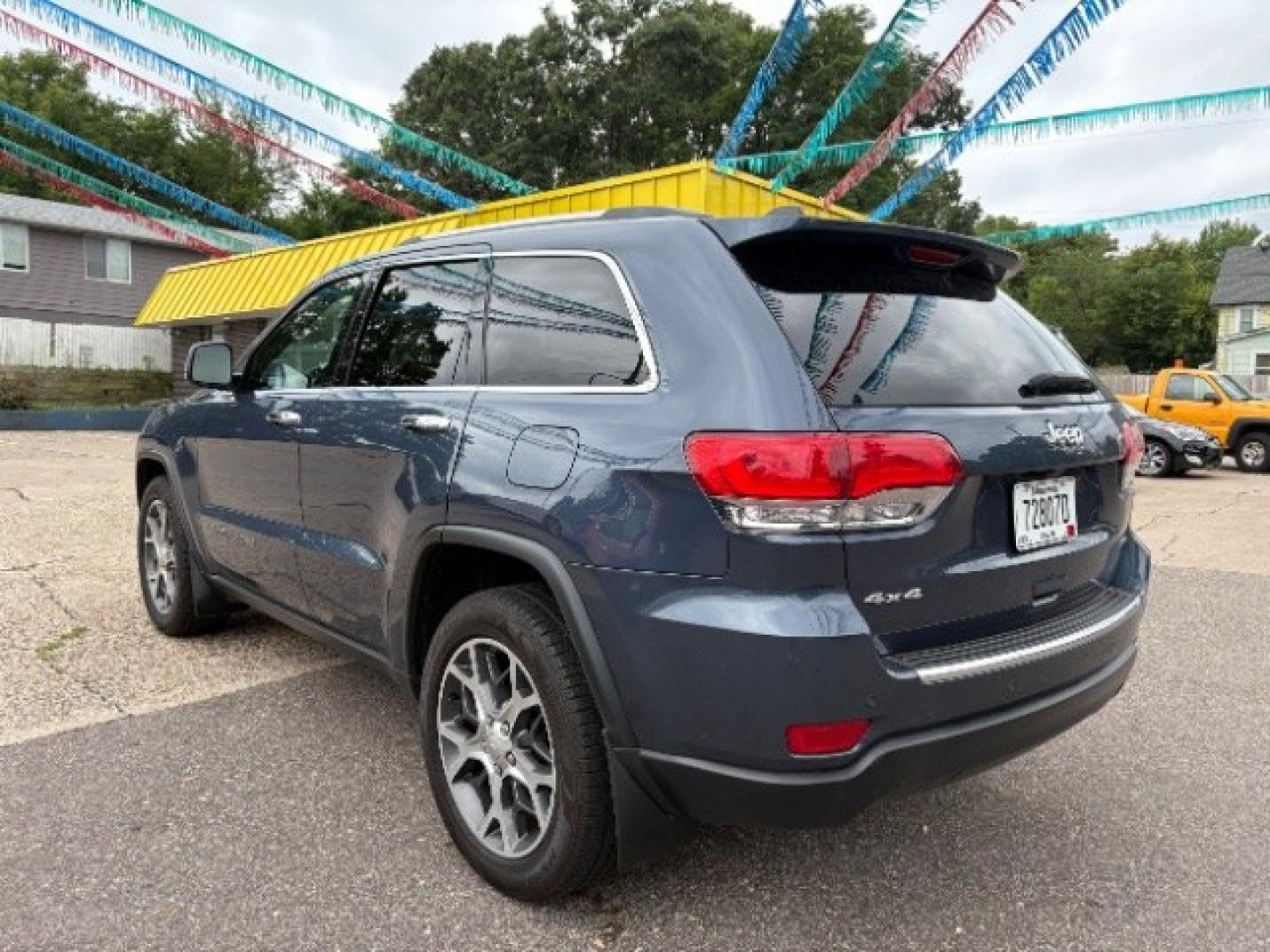 2019 Slate Blue Pearl Jeep Grand Cherokee Limited (1C4RJFBG2KC) , located at 745 S Robert St, St. Paul, MN, 55107, (651) 222-2991, 44.923389, -93.081215- Photo#4
