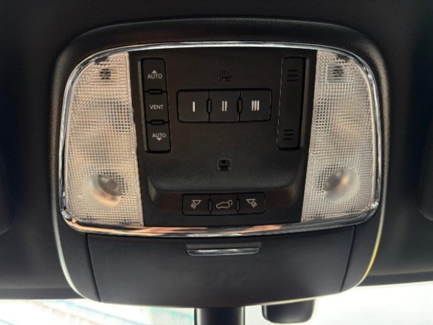 2019 Slate Blue Pearl Jeep Grand Cherokee Limited (1C4RJFBG2KC) , located at 745 S Robert St, St. Paul, MN, 55107, (651) 222-2991, 44.923389, -93.081215- Photo#16