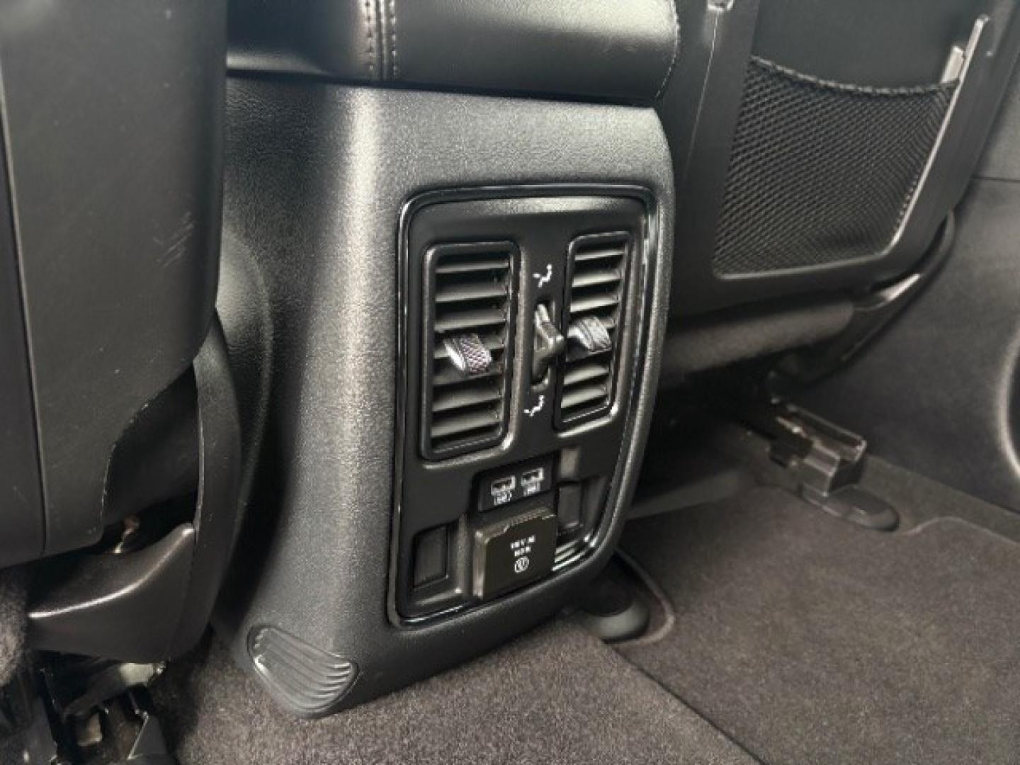 2019 Slate Blue Pearl Jeep Grand Cherokee Limited (1C4RJFBG2KC) , located at 745 S Robert St, St. Paul, MN, 55107, (651) 222-2991, 44.923389, -93.081215- Photo#20