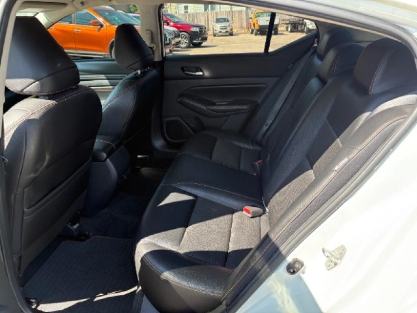 2021 Pearl White Tricoat Nissan Altima SR FWD (1N4BL4CV2MN) with an 2.5L I-4 gasoline direct injection engine, located at 745 S Robert St, St. Paul, MN, 55107, (651) 222-2991, 44.923389, -93.081215- Photo#10