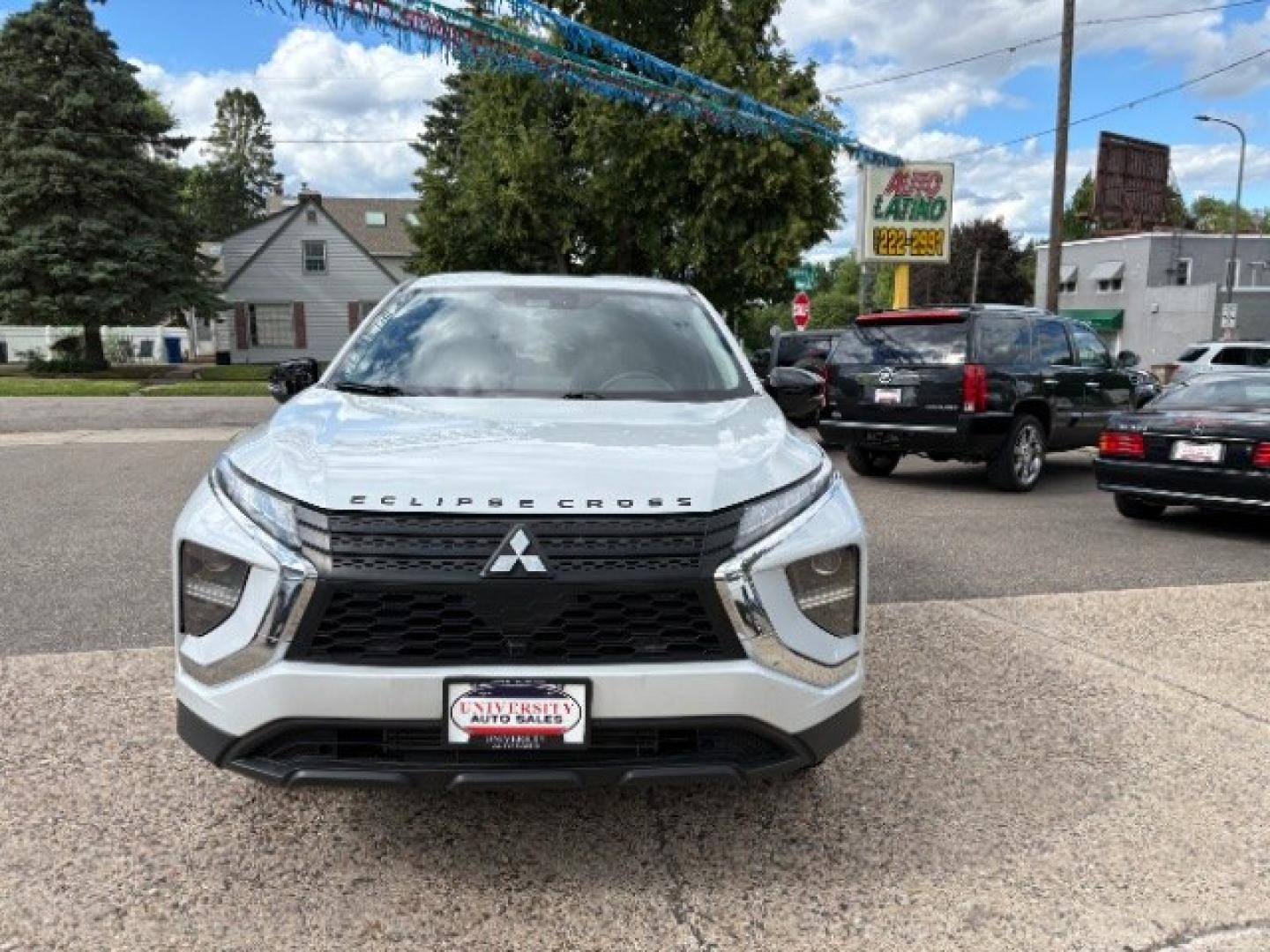 2022 White Diamond Mitsubishi Eclipse Cross LE S-AWC (JA4ATVAAXNZ) with an 1.5L I-4 gasoline direct injection engine, located at 745 S Robert St, St. Paul, MN, 55107, (651) 222-2991, 44.923389, -93.081215- Photo#1