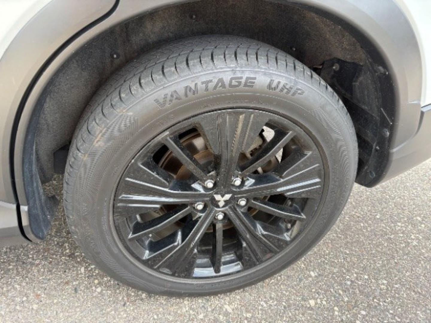 2022 White Diamond Mitsubishi Eclipse Cross LE S-AWC (JA4ATVAAXNZ) with an 1.5L I-4 gasoline direct injection engine, located at 745 S Robert St, St. Paul, MN, 55107, (651) 222-2991, 44.923389, -93.081215- Photo#20