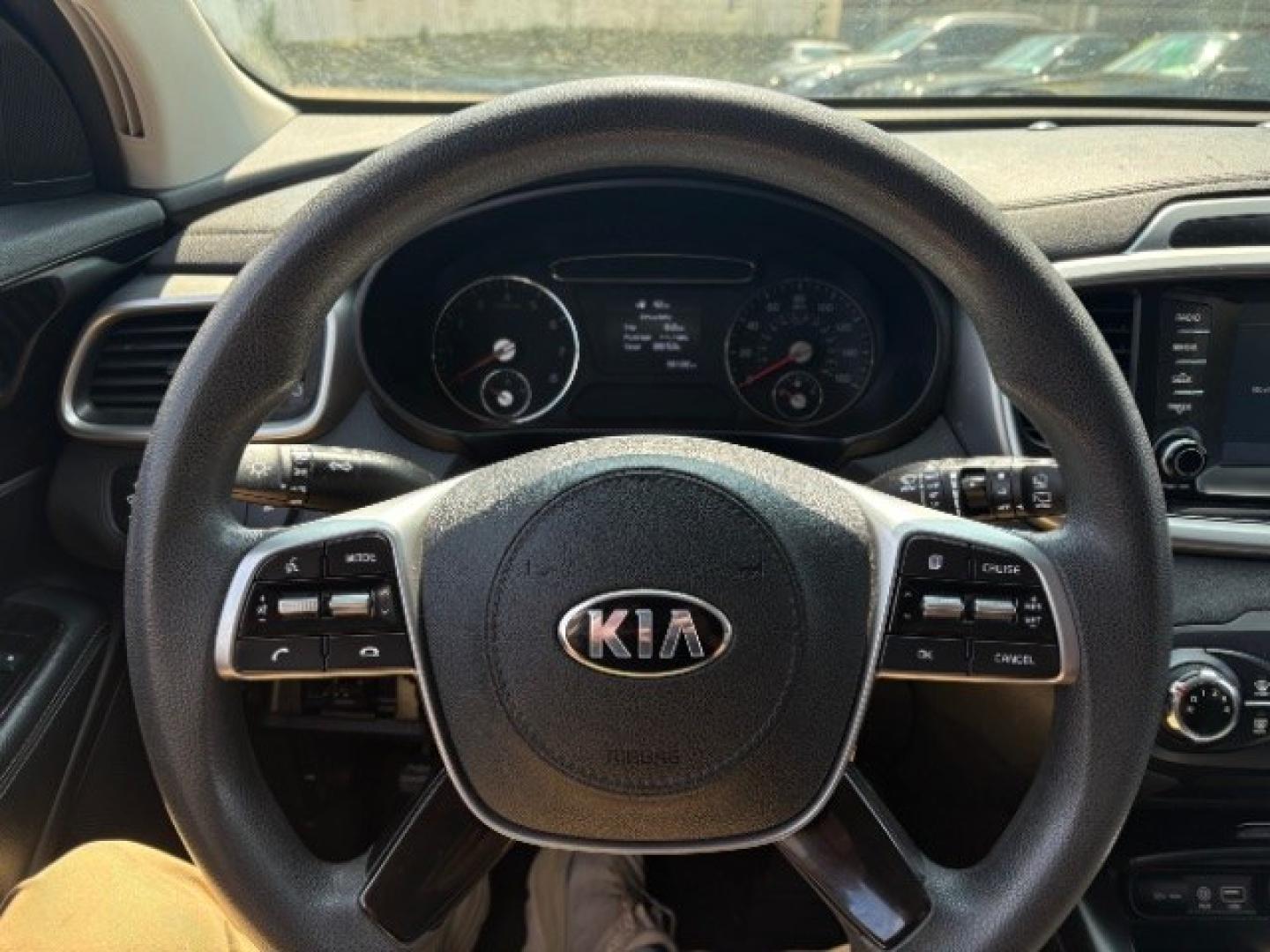 2019 Snow White Pearl Kia Sorento 2.4L LX (5XYPGDA38KG) with an 2.4L I-4 gasoline direct injection engine, located at 745 S Robert St, St. Paul, MN, 55107, (651) 222-2991, 44.923389, -93.081215- Photo#11