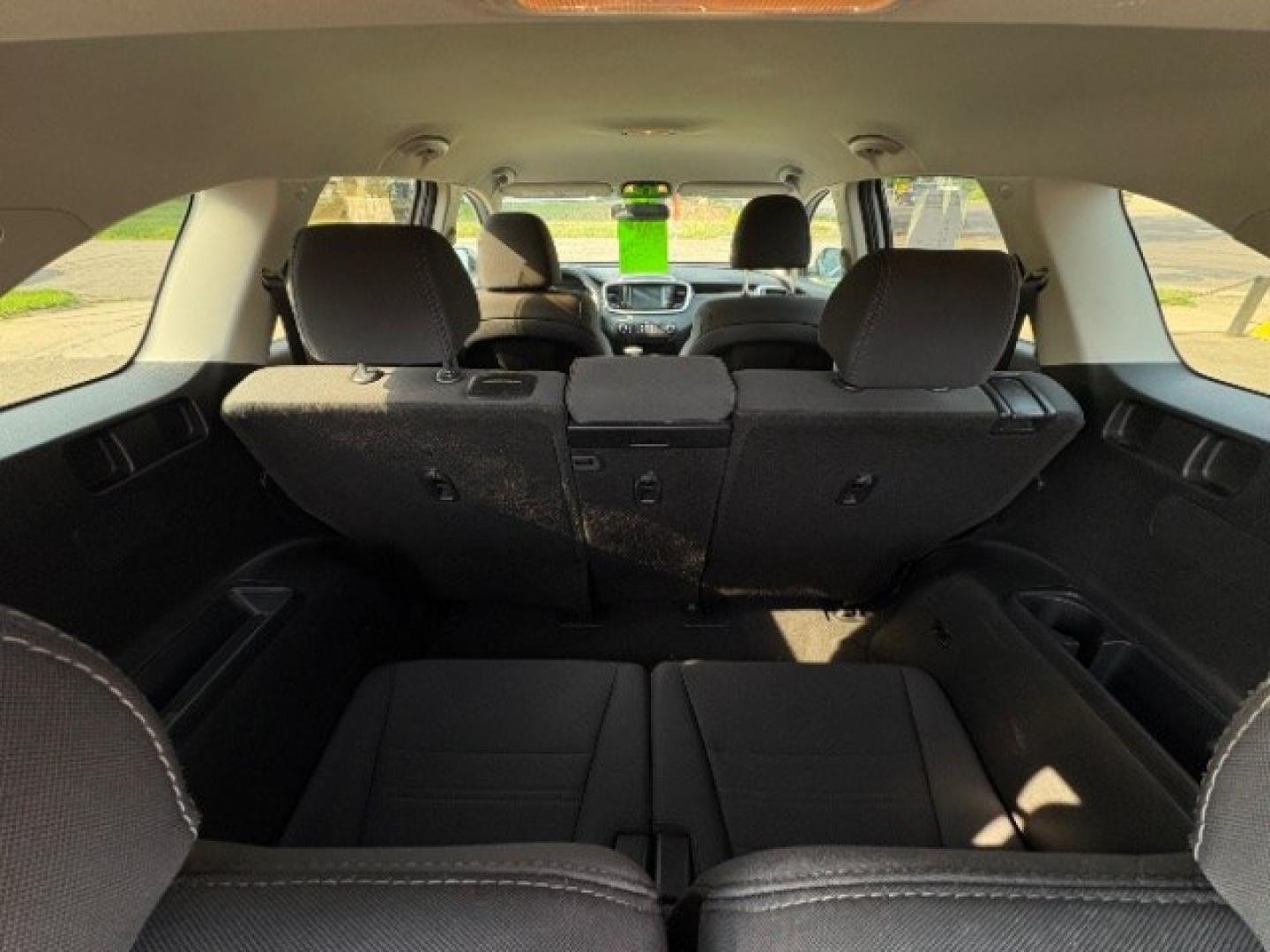 2019 Snow White Pearl Kia Sorento 2.4L LX (5XYPGDA38KG) with an 2.4L I-4 gasoline direct injection engine, located at 745 S Robert St, St. Paul, MN, 55107, (651) 222-2991, 44.923389, -93.081215- Photo#20