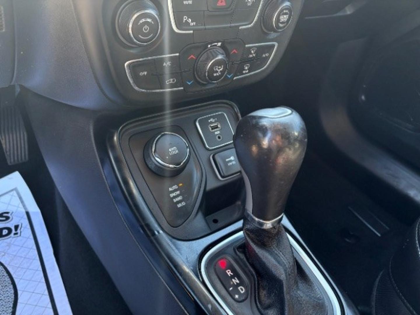 2020 Billet Silver Metallic Clearcoat Jeep Compass Altitude 4x4 (3C4NJDBB7LT) with an Tigershark MultiAir 2.4L I-4 variable valve contro engine, located at 745 S Robert St, St. Paul, MN, 55107, (651) 222-2991, 44.923389, -93.081215- Photo#12
