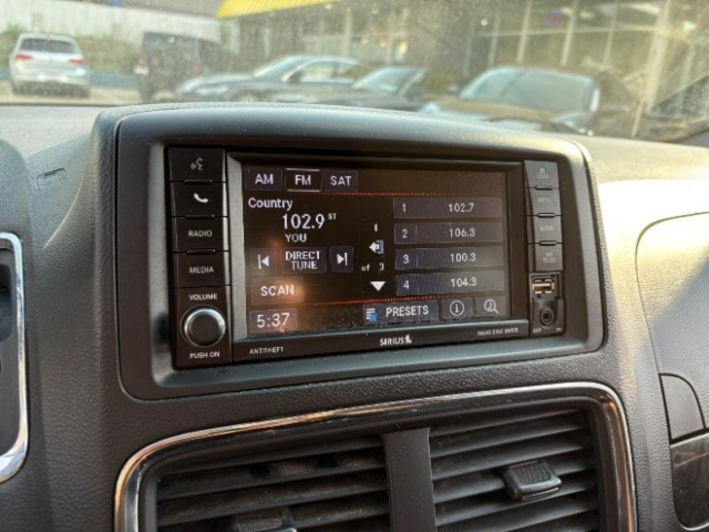 2019 White Knuckle Clearcoat Dodge Grand Caravan SE (2C4RDGBG7KR) with an Pentastar 3.6L V-6 DOHC engine, located at 745 S Robert St, St. Paul, MN, 55107, (651) 222-2991, 44.923389, -93.081215- Photo#7