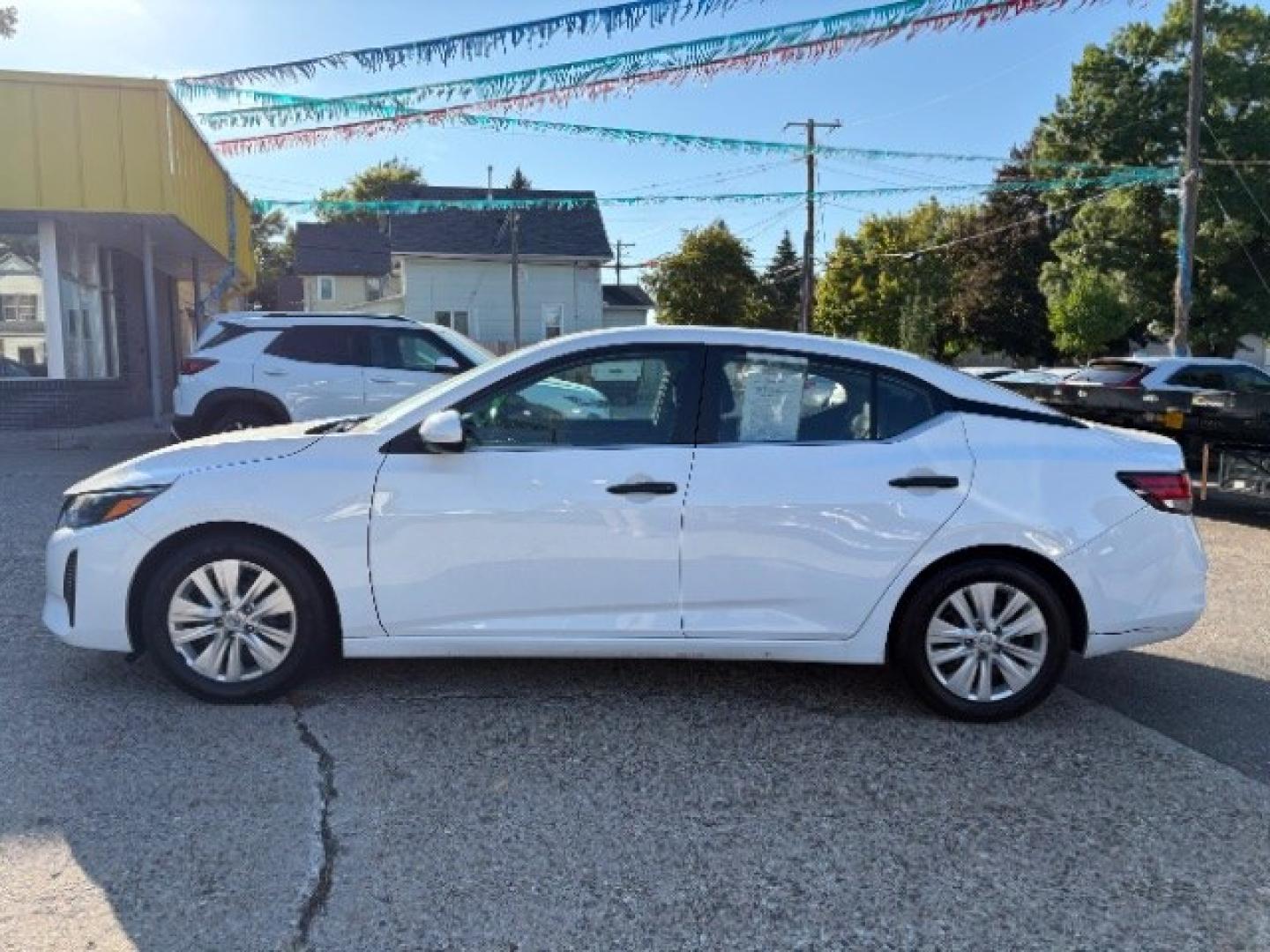 2024 Fresh Powder Nissan Sentra S Xtronic CVT (3N1AB8BV1RY) with an 2L I-4 direct injection engine, located at 745 S Robert St, St. Paul, MN, 55107, (651) 222-2991, 44.923389, -93.081215- Photo#3